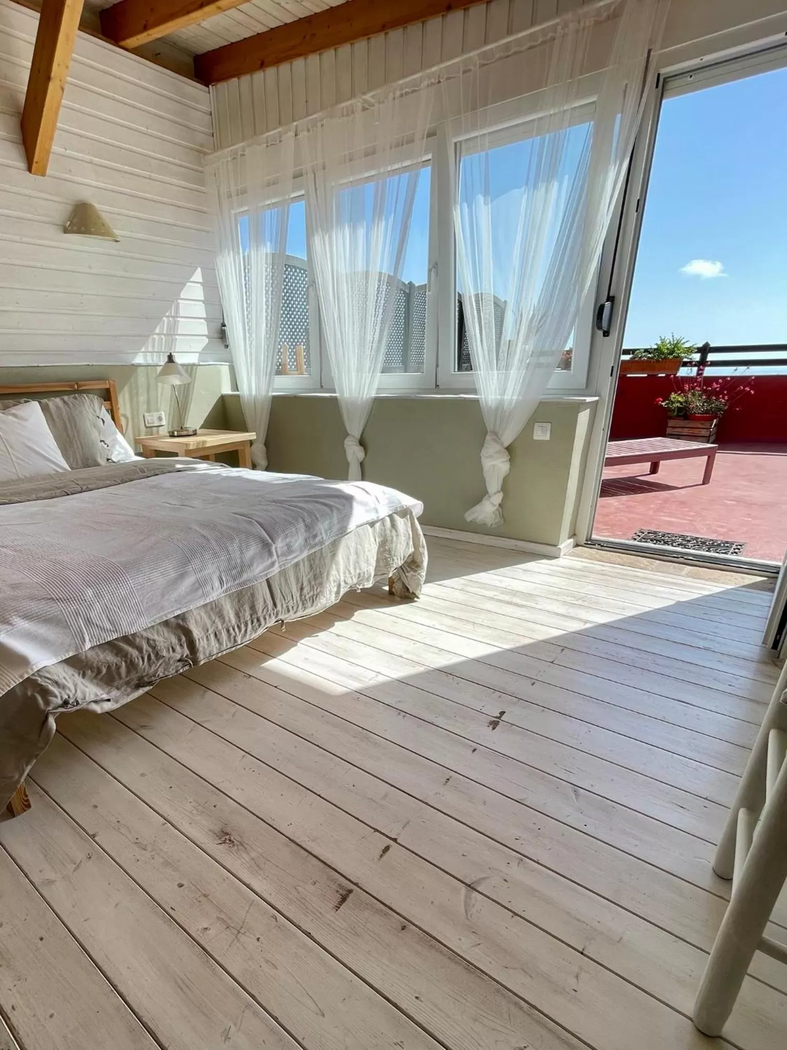 Balcony/Terrace, Bed in Sansofi Guesthouse