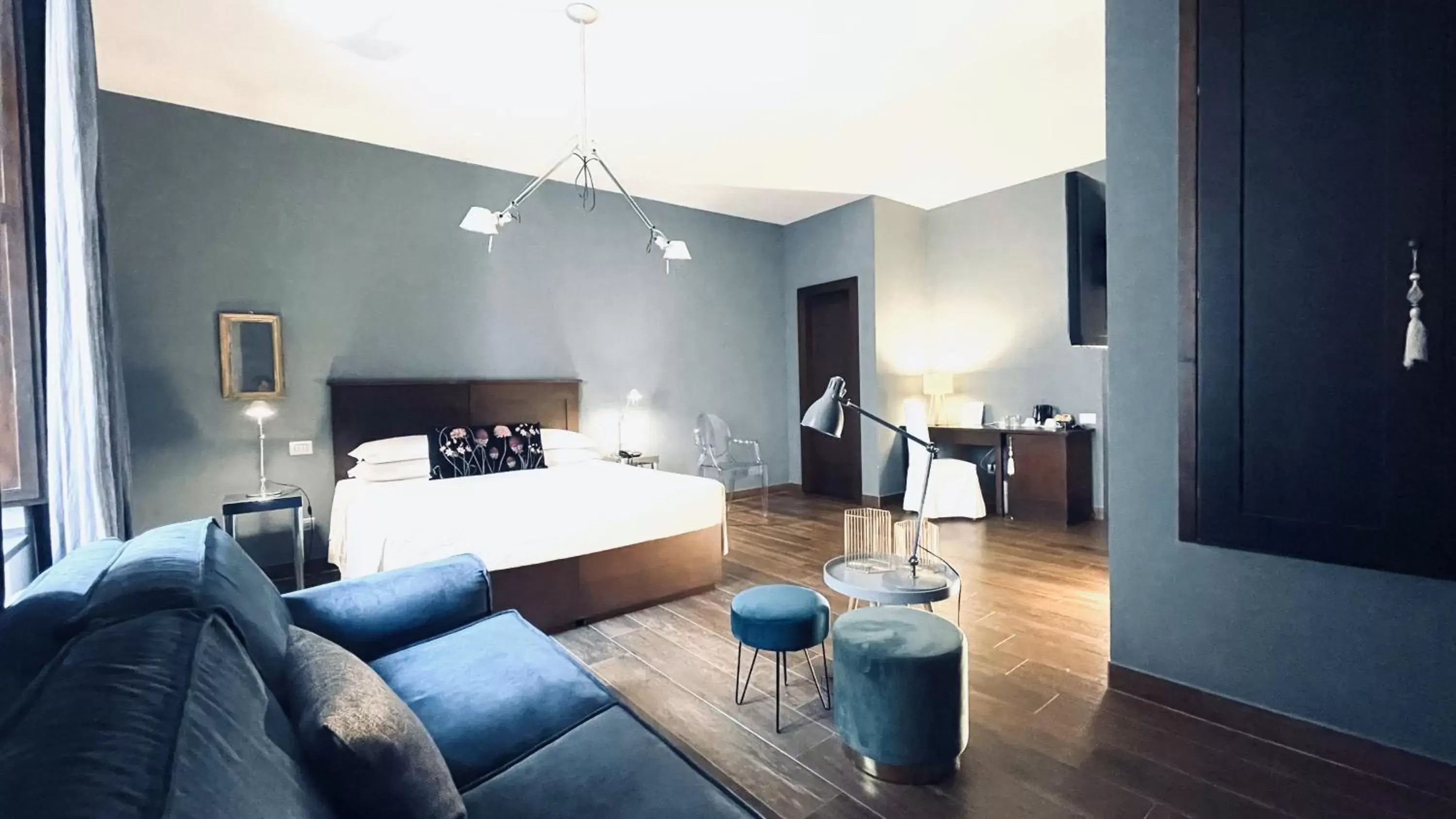 Junior Suite (2 Adults) in Hotel Palazzo Piccolomini Junior Suite (2 Adults) in Hotel Palazzo Piccolomini