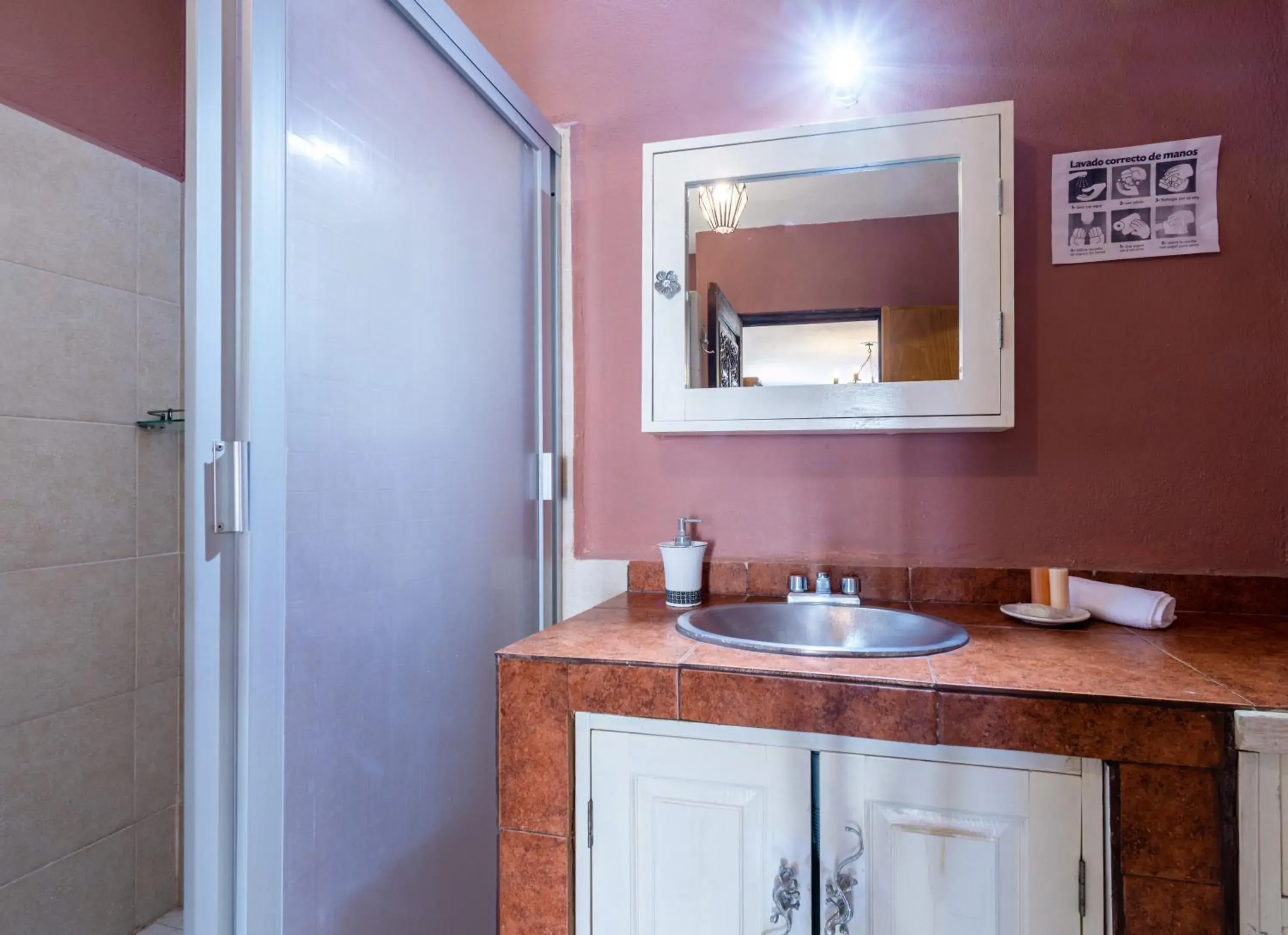 Bathroom in Hotel Casa Santamar