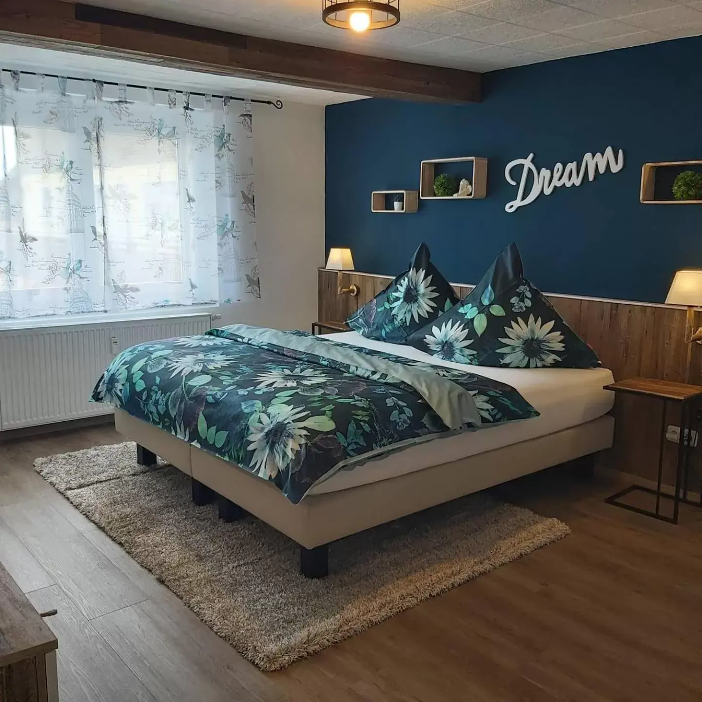 Bedroom, Bed in Apart Hotel - Dillinger Schwabennest