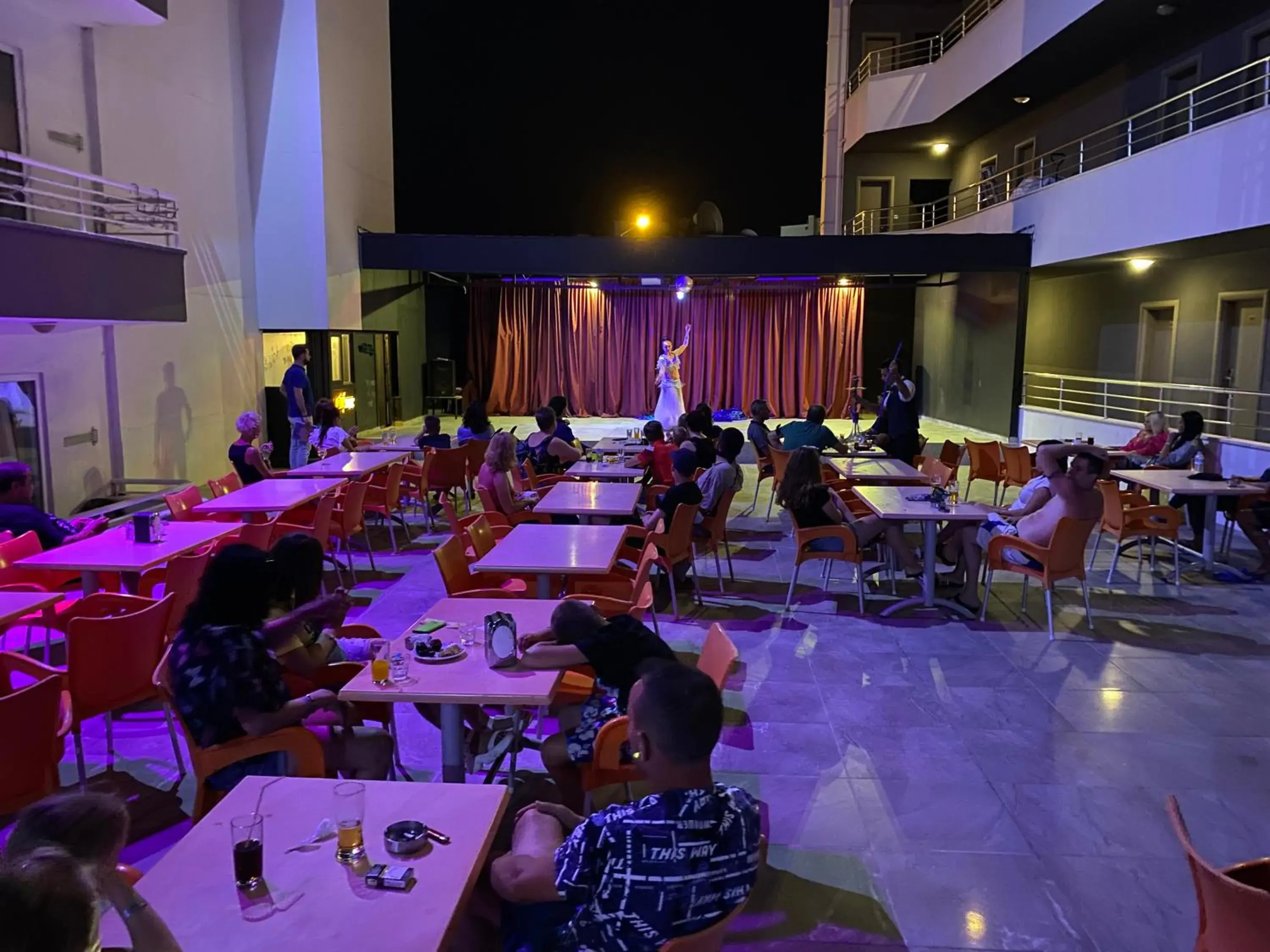 Evening entertainment, Restaurant/Places to Eat in Acar Hotel