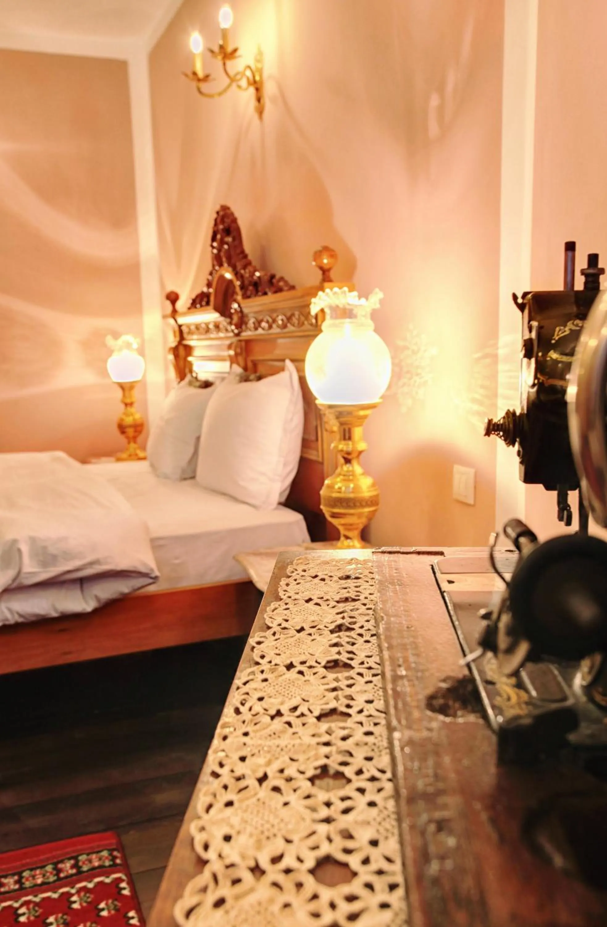 Sunrise, Bed in Hotel Evmolpia