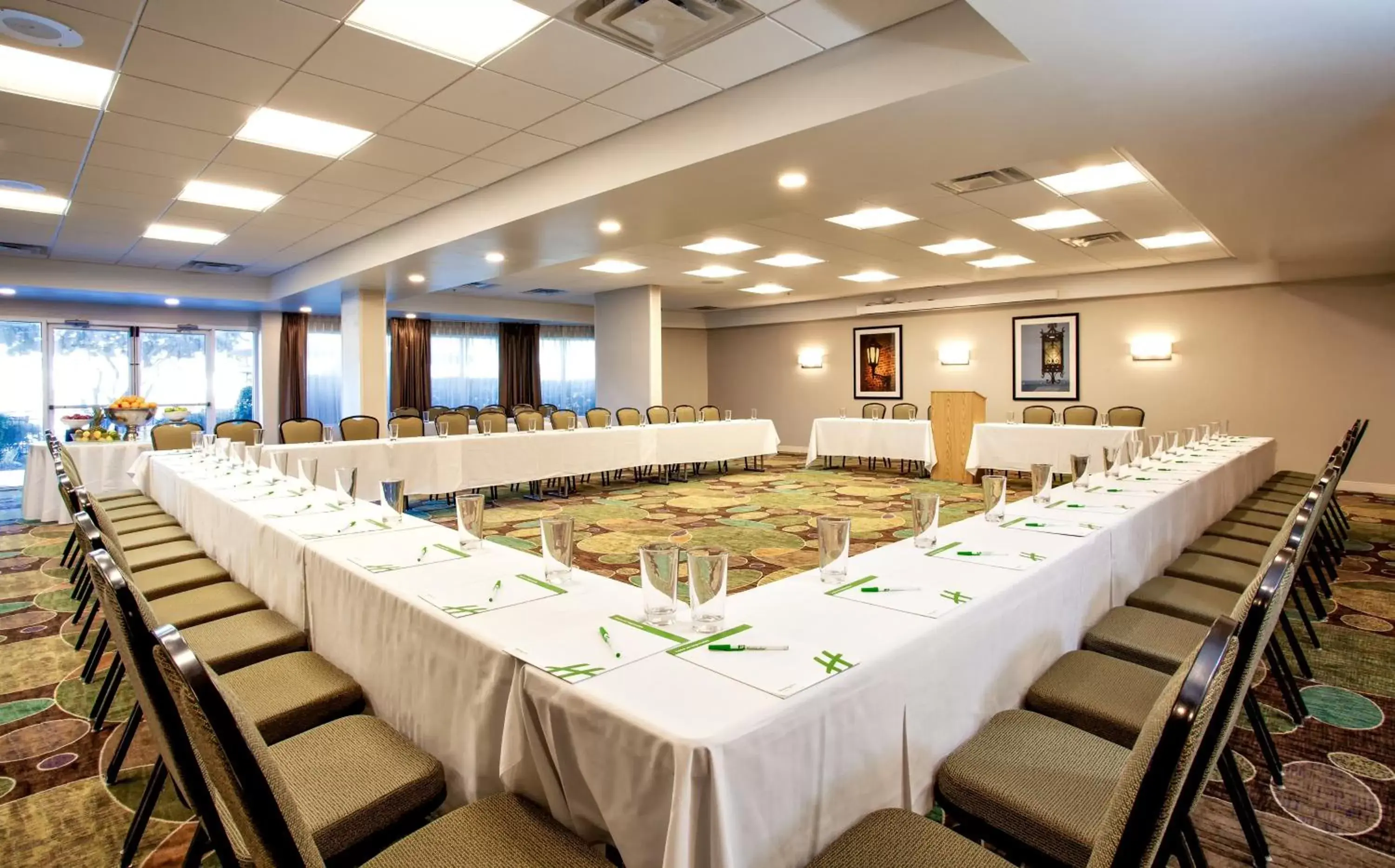 Meeting/conference room in Holiday Inn - St Augustine - World Golf, an IHG Hotel