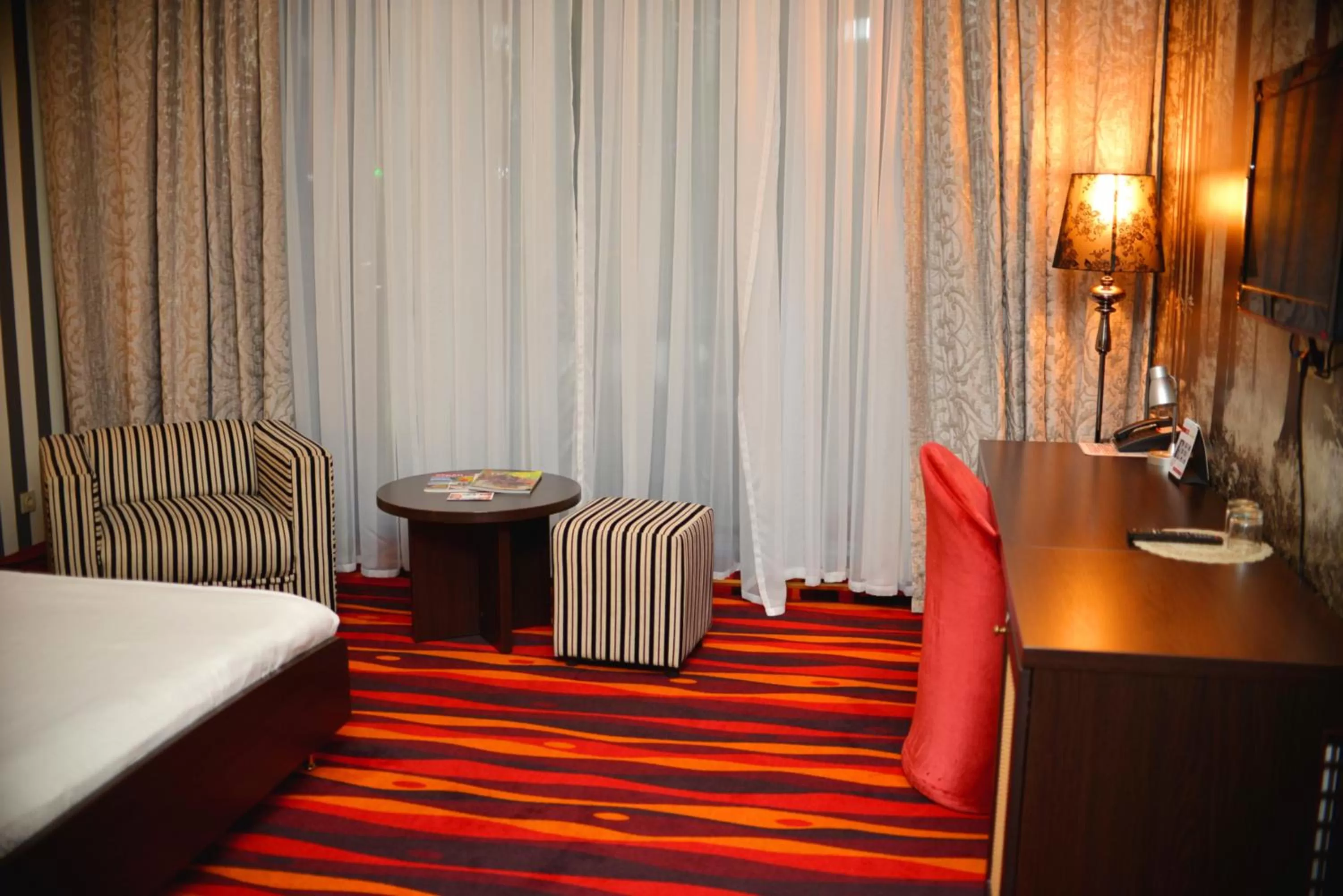 TV and multimedia, Seating Area in Sapar Standart Hotel