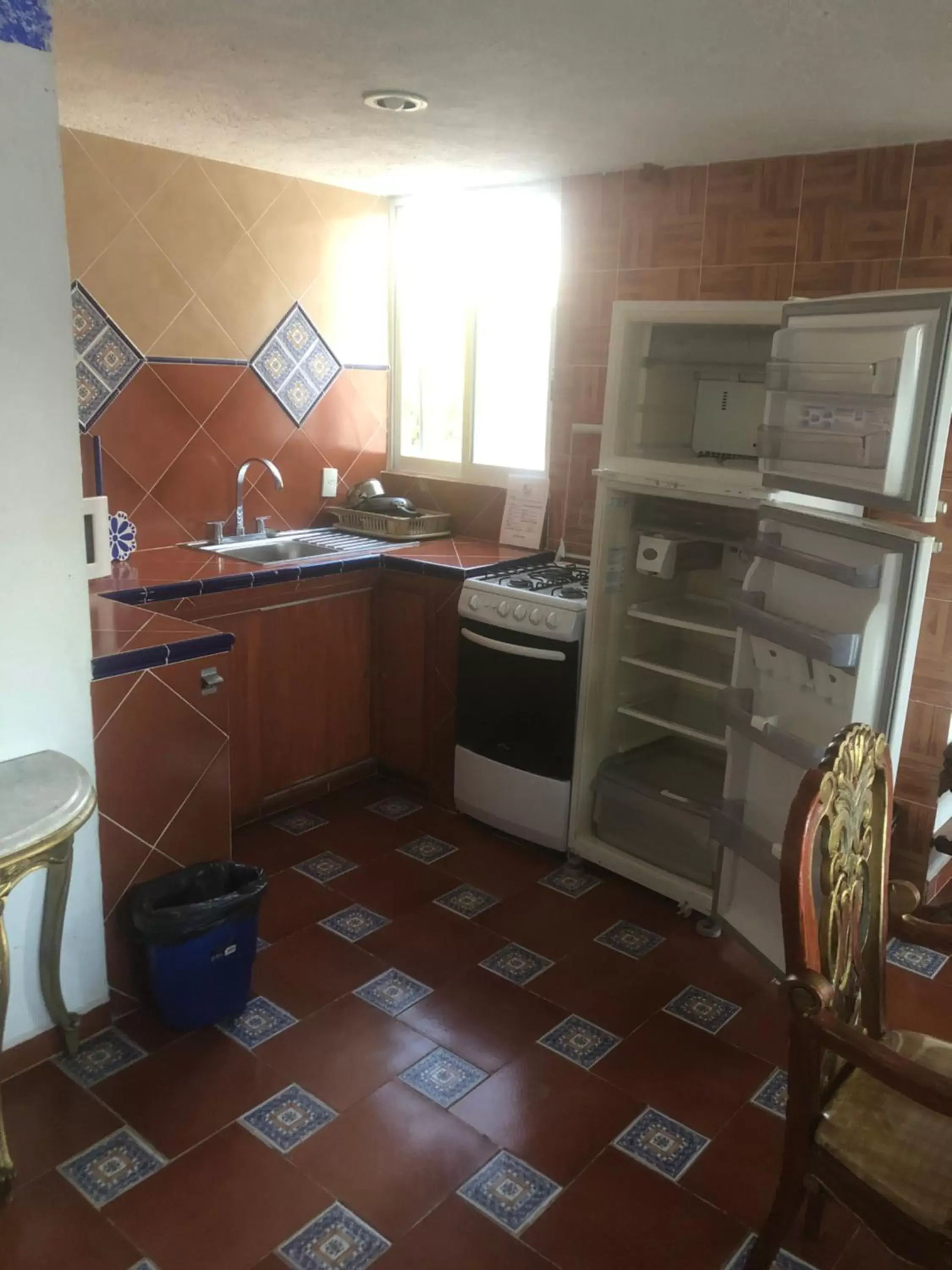 Kitchen/Kitchenette in Natural Suites Hotel- cerca de Africam Safari Valsequillo Puebla