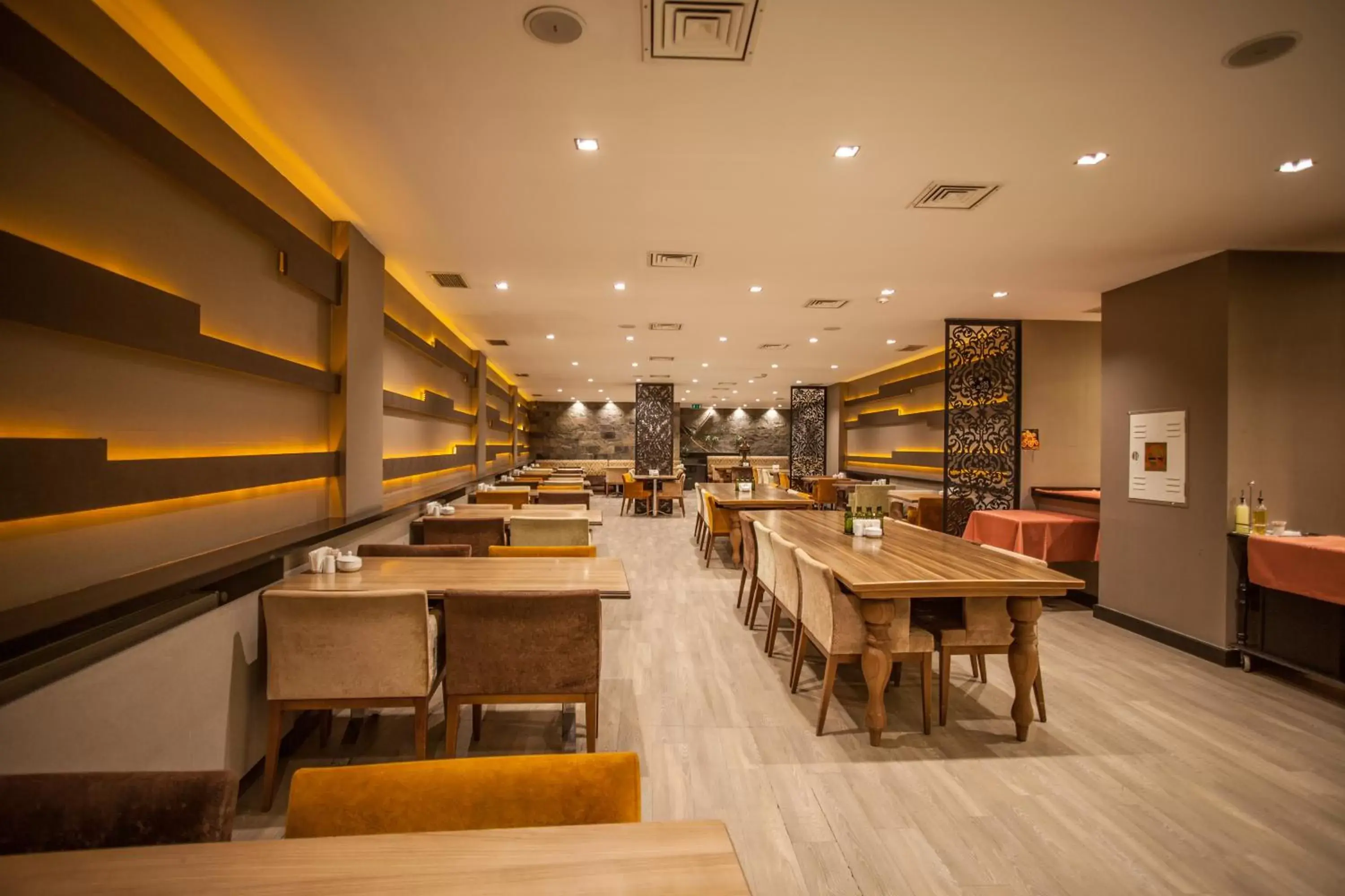 Restaurant/places to eat in Sveo İstanbul Hotel Restaurant/places to eat in Sveo İstanbul Hotel