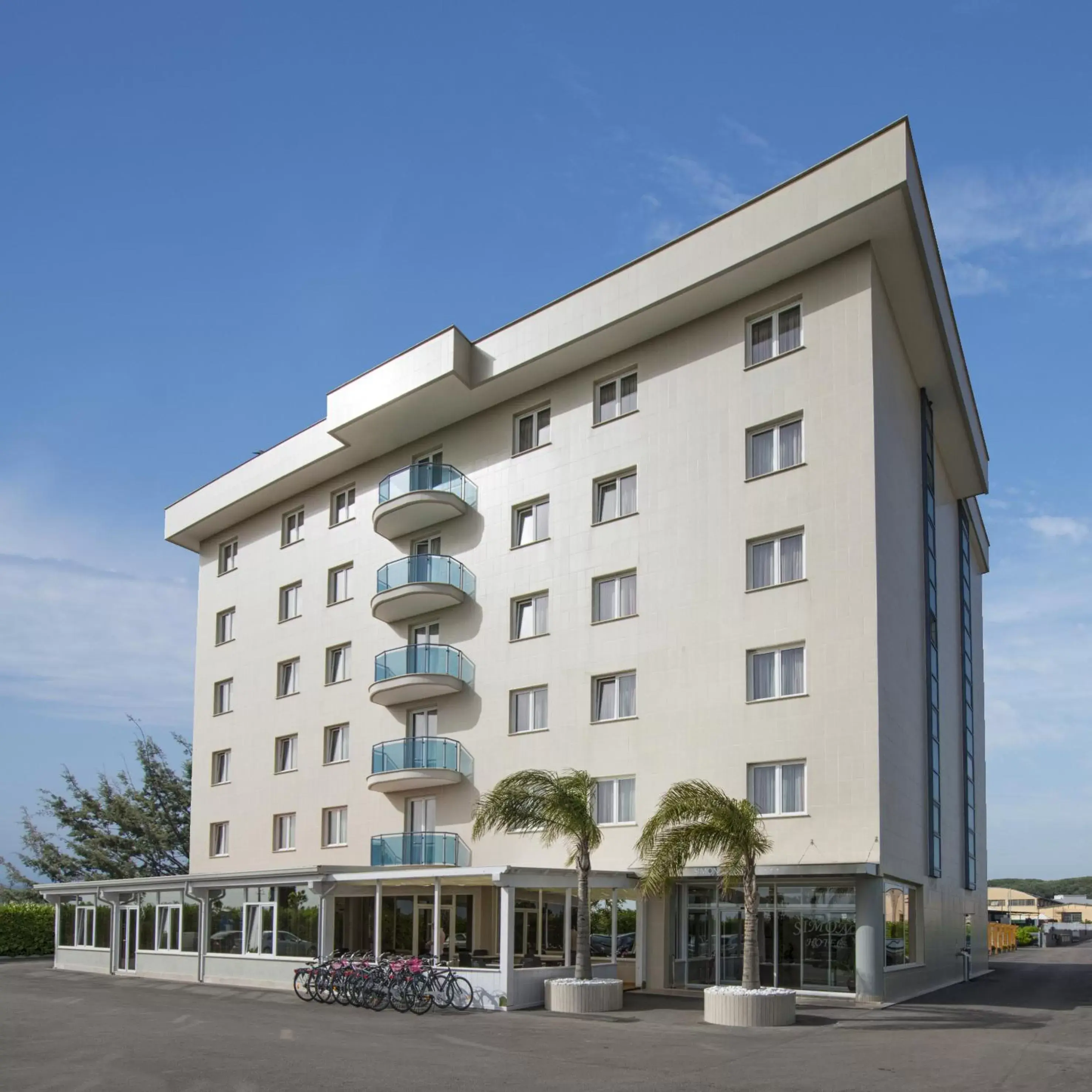 Facade/entrance, Property Building in Simon Hotel