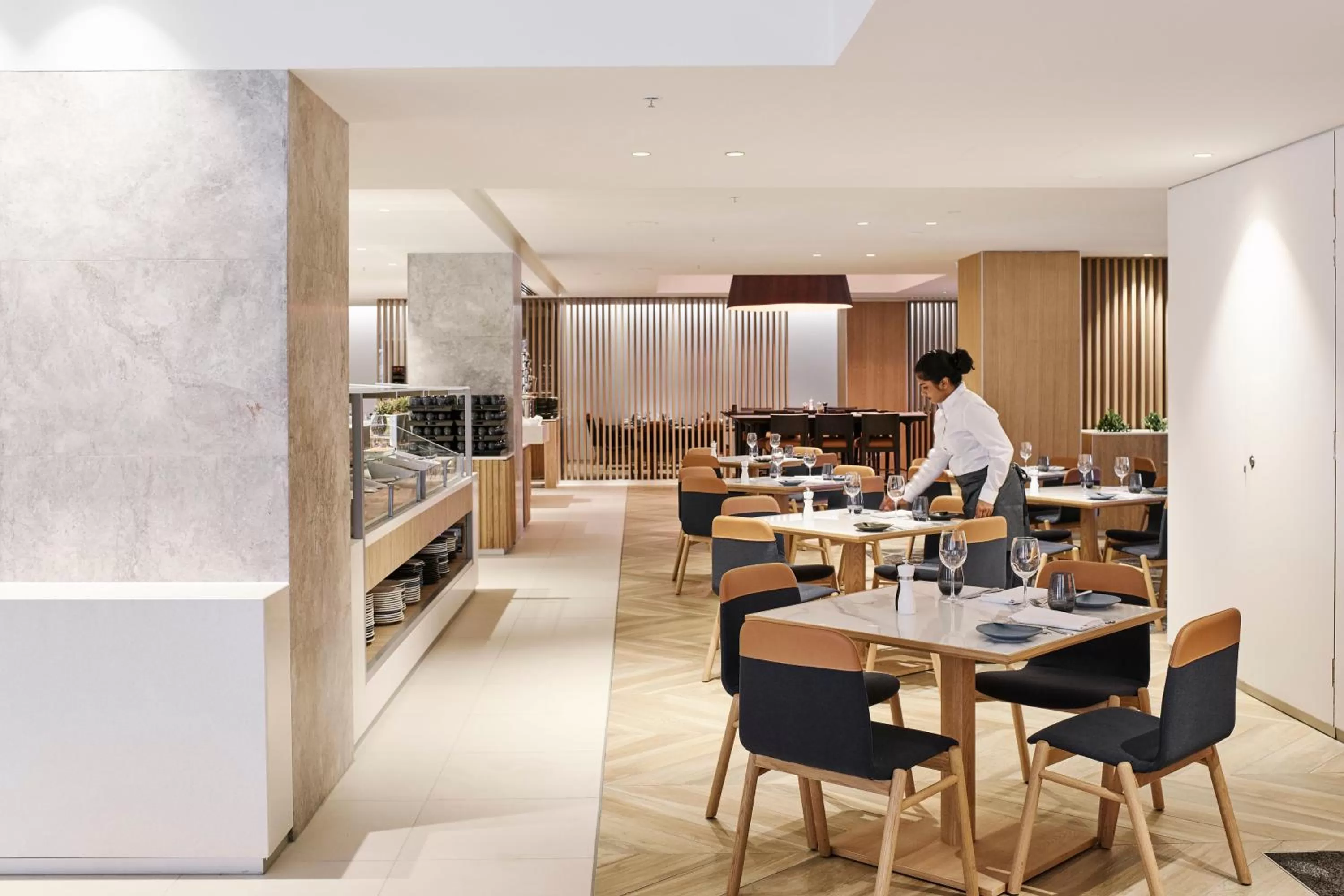 Restaurant/places to eat in Pullman Melbourne On the Park