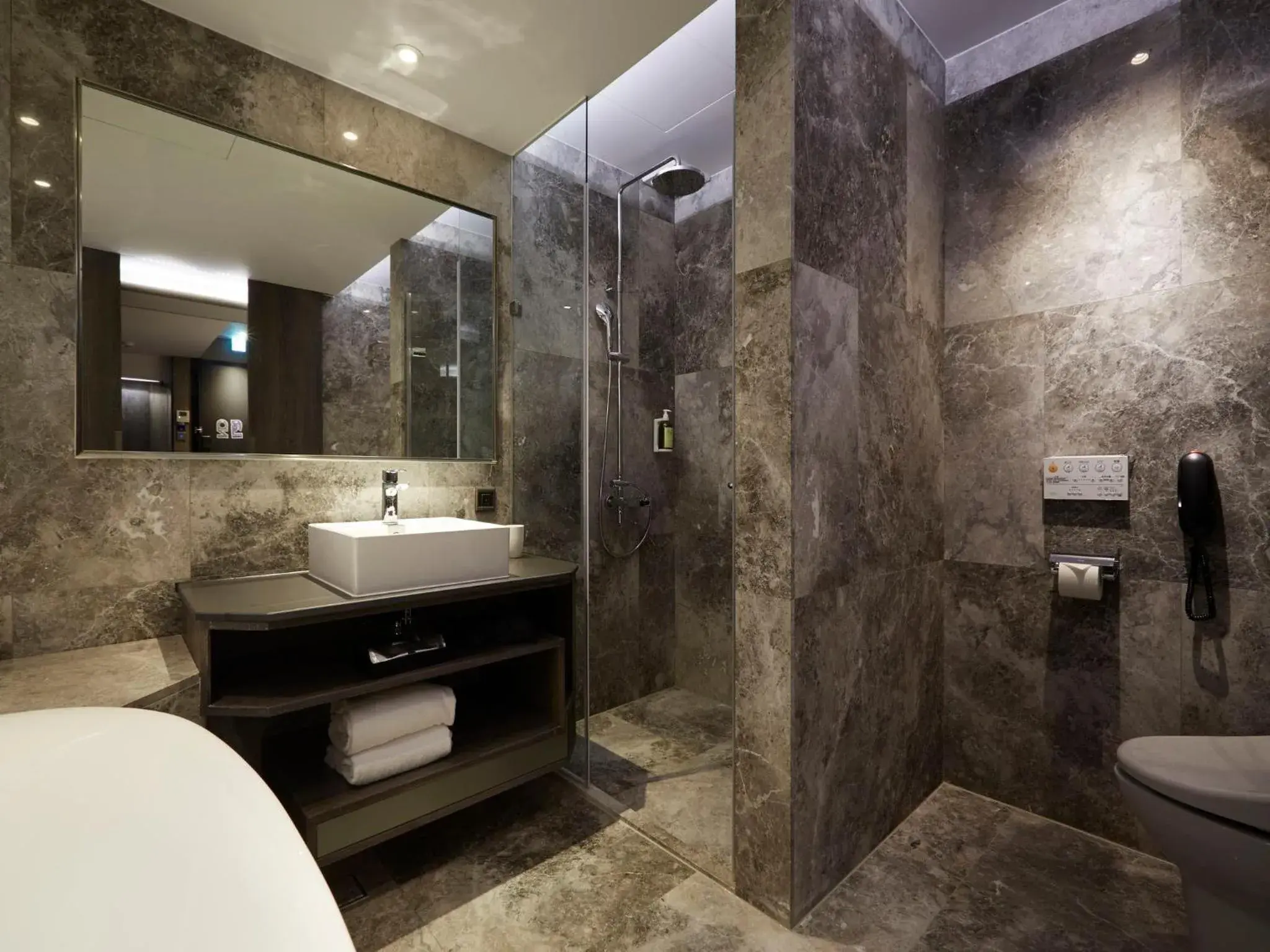 Shower, Bathroom in TANGO INN TAIPEI XIMEN