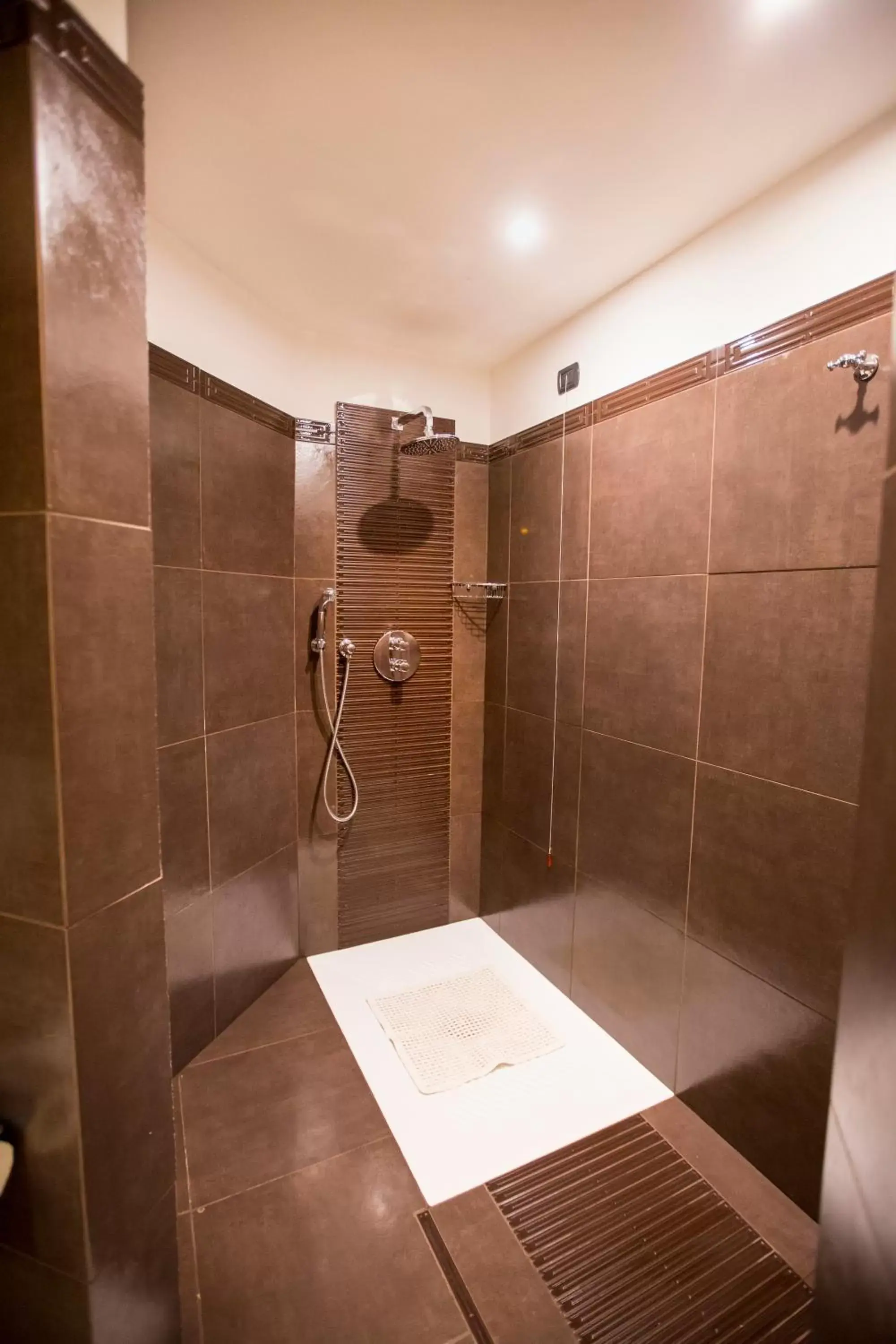 Bathroom in Cefalù Sea Palace