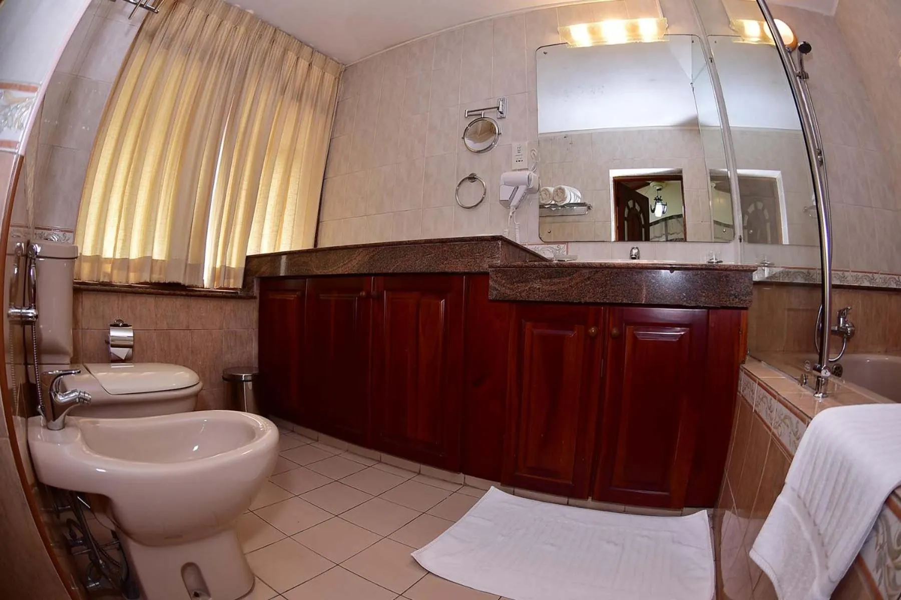 Shower in Colombo Villa