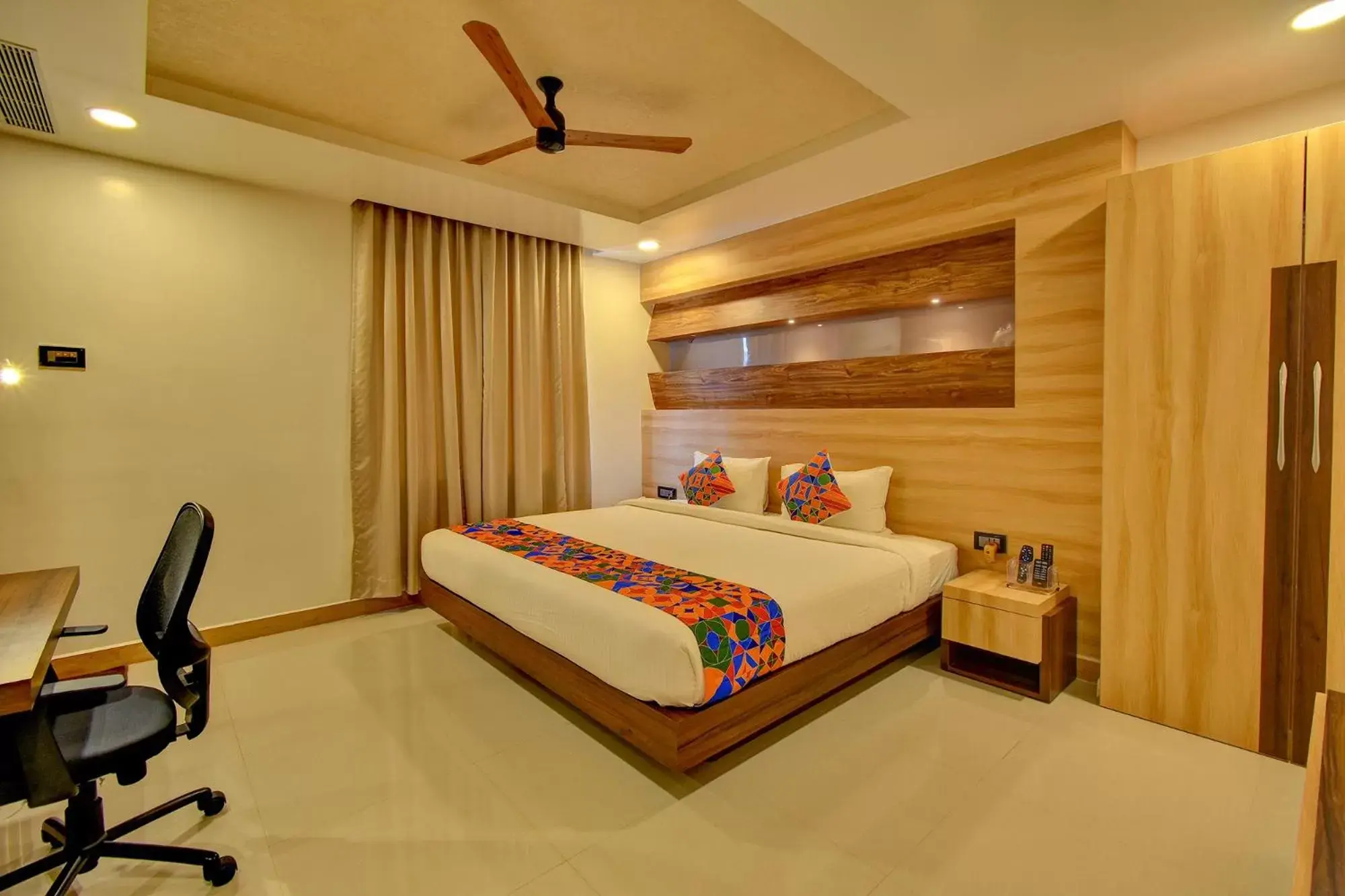 Deluxe Room - single occupancy in FabHotel Golden Swan Chennai Airport Free Pickup & Drop