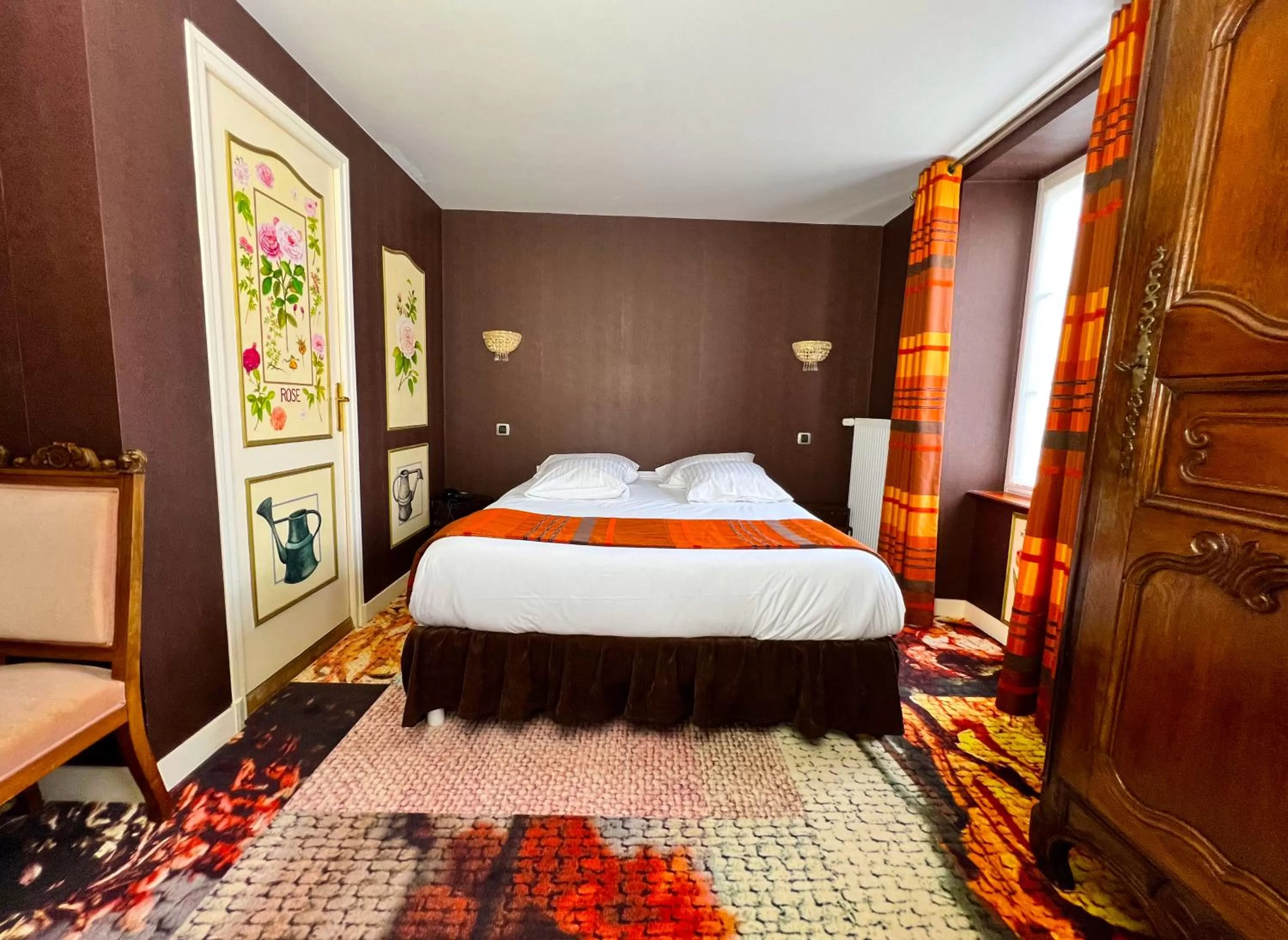 Bed in Hotel De La Poste