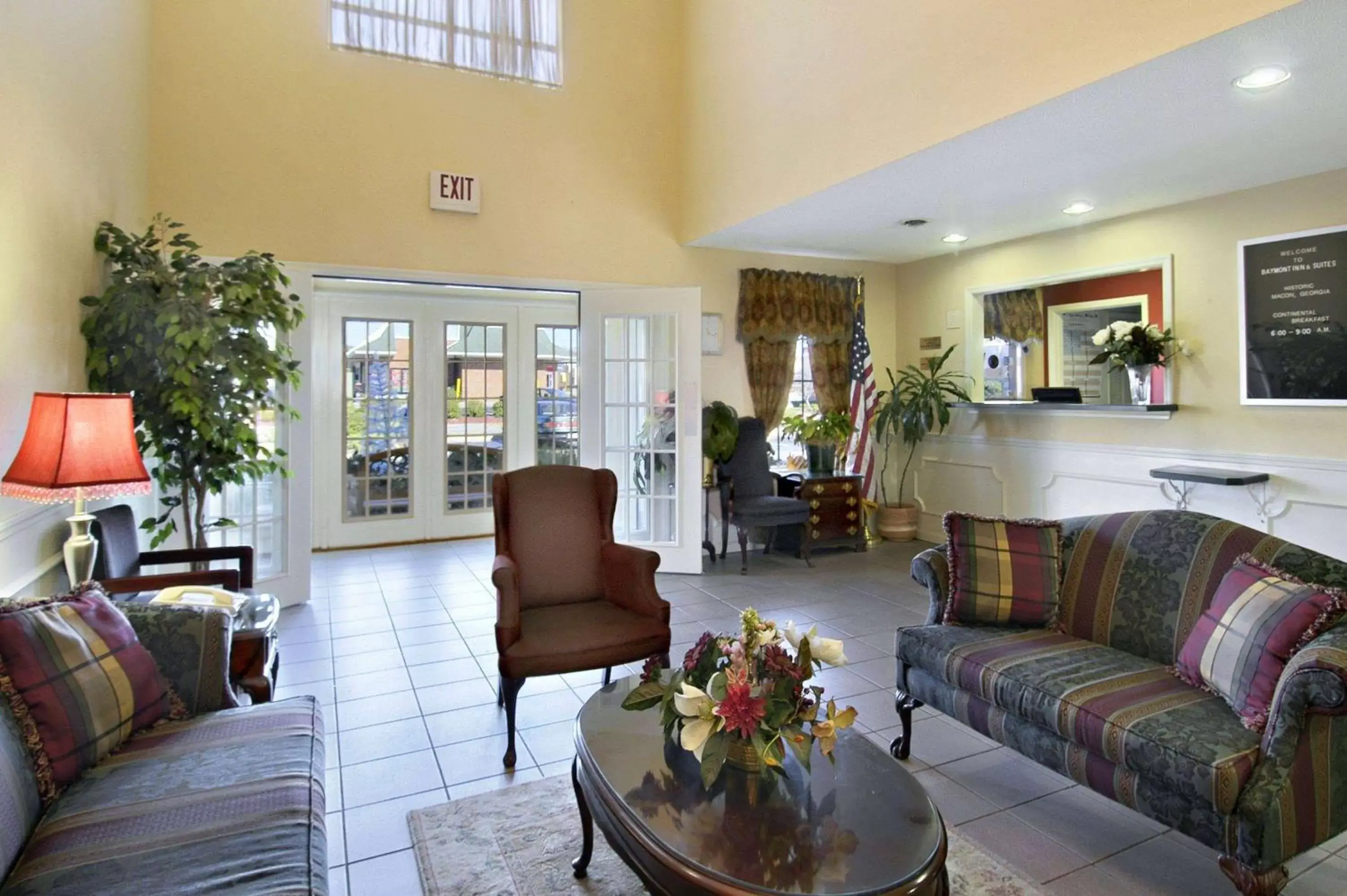 Lobby or reception, Lobby/Reception in Baymont by Wyndham Macon I-475