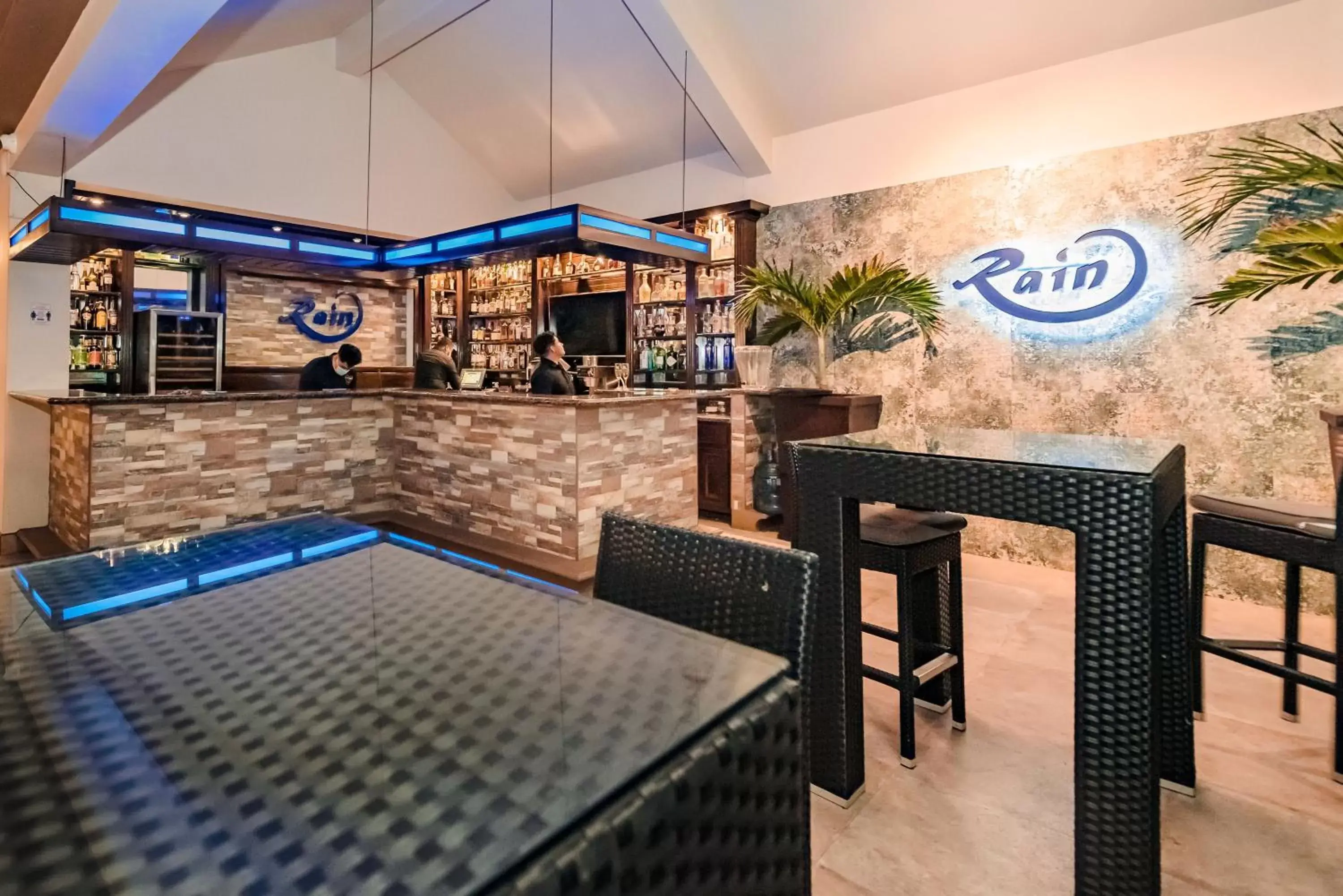 Restaurant/places to eat in Sunset Caribe Belize Restaurant/places to eat in Sunset Caribe Belize