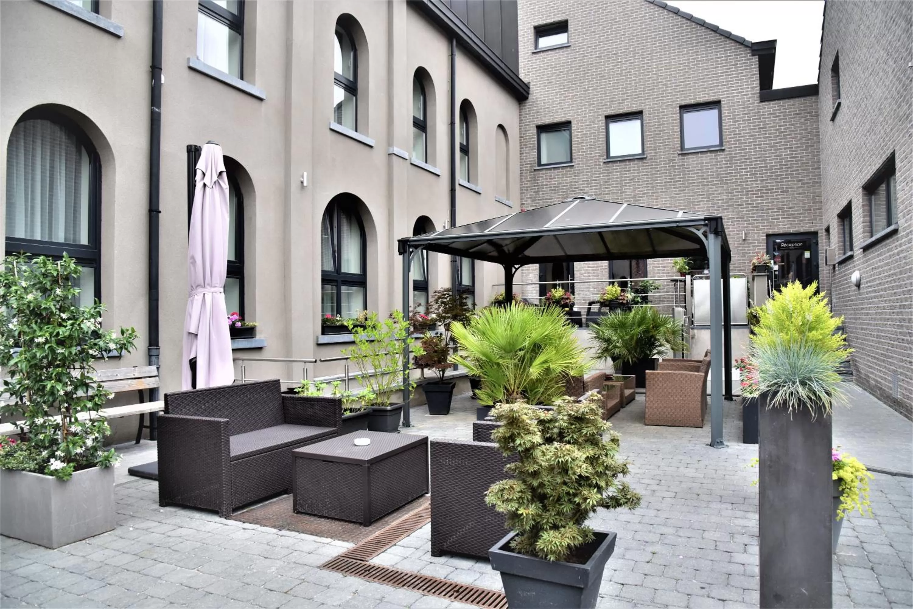 Patio in Hotel Saint Daniel