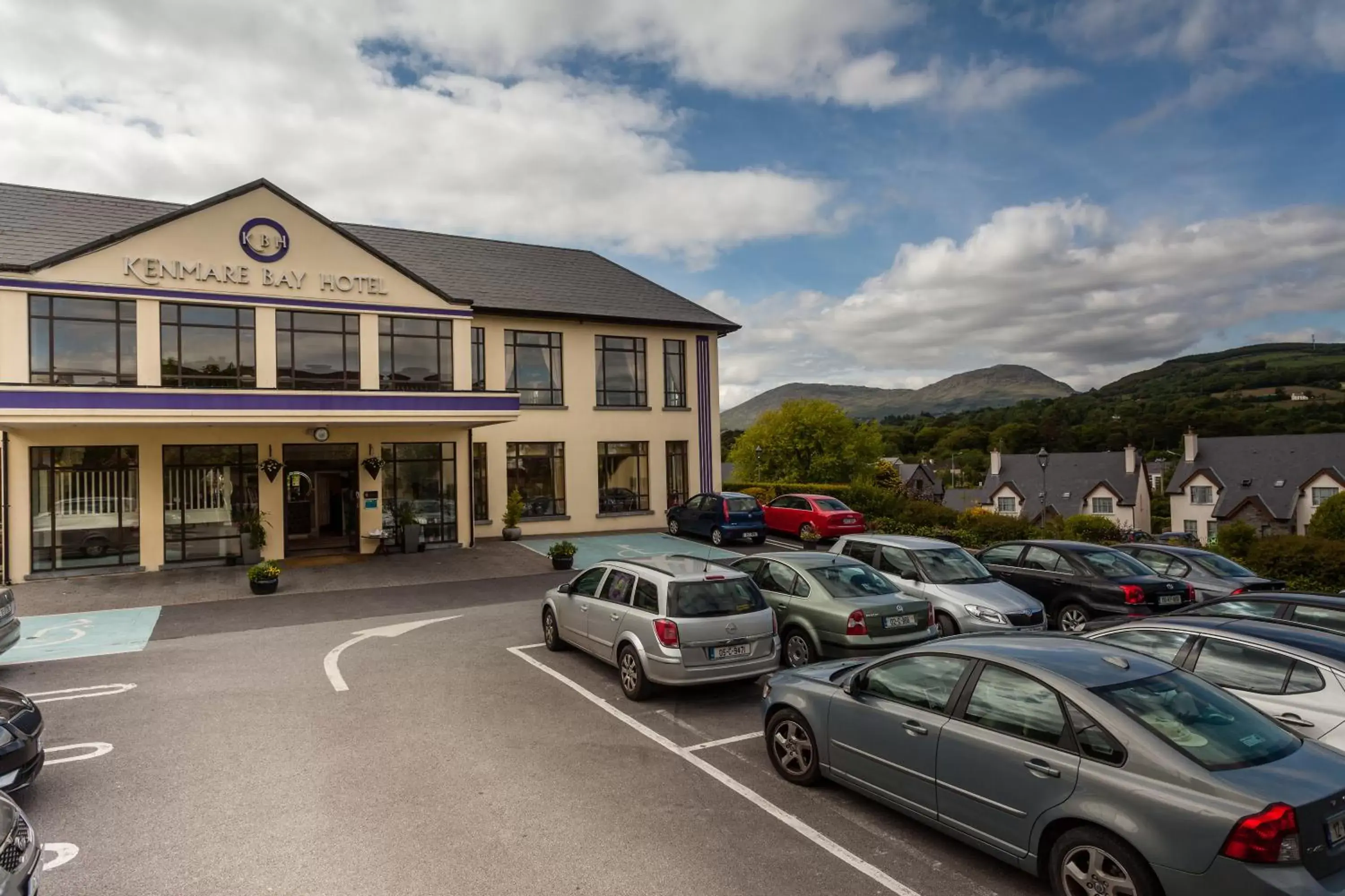 Day, Property Building in Kenmare Bay Hotel Lodges