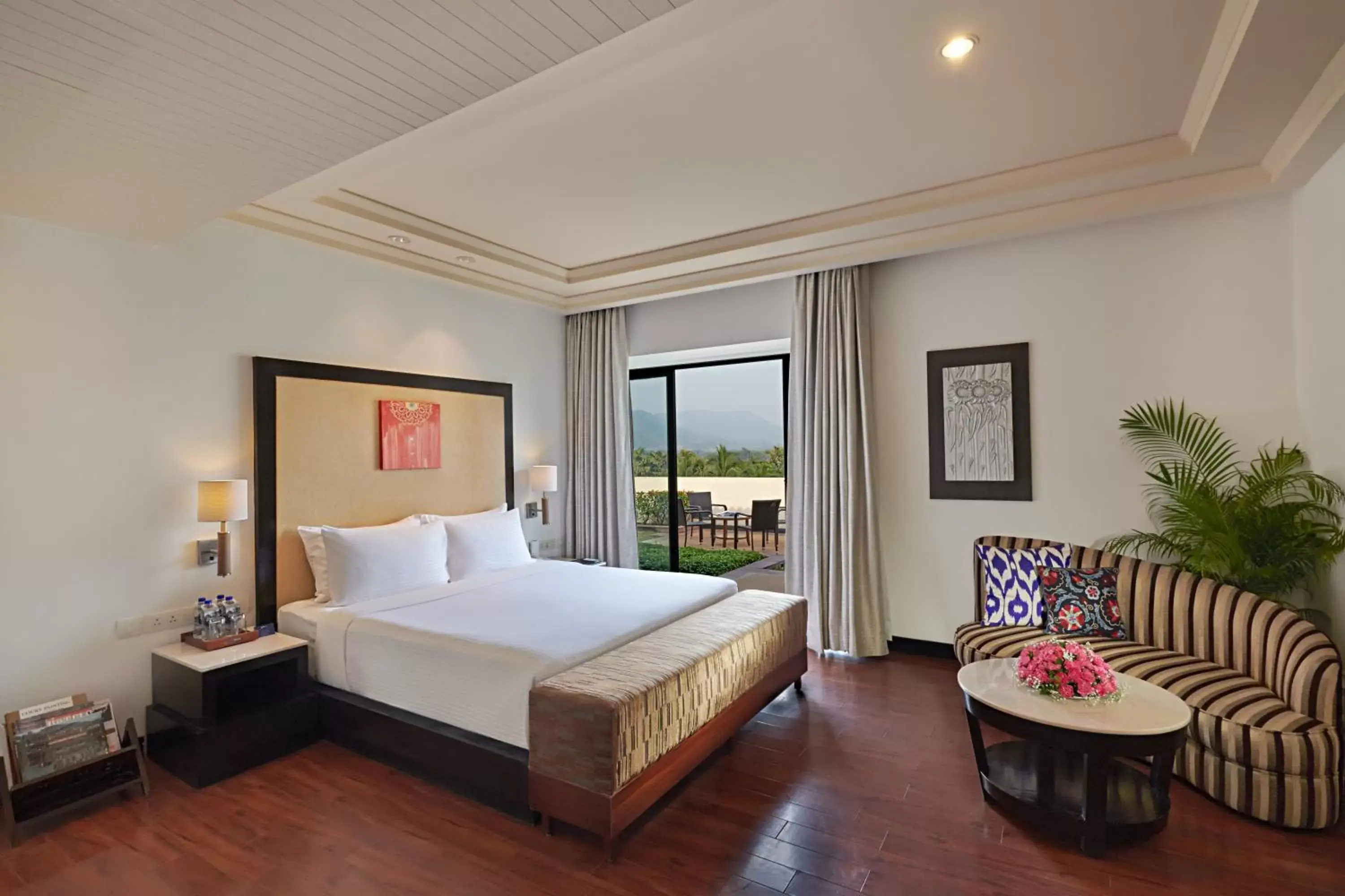 Bed in Radisson Blu Resort & Spa Alibaug