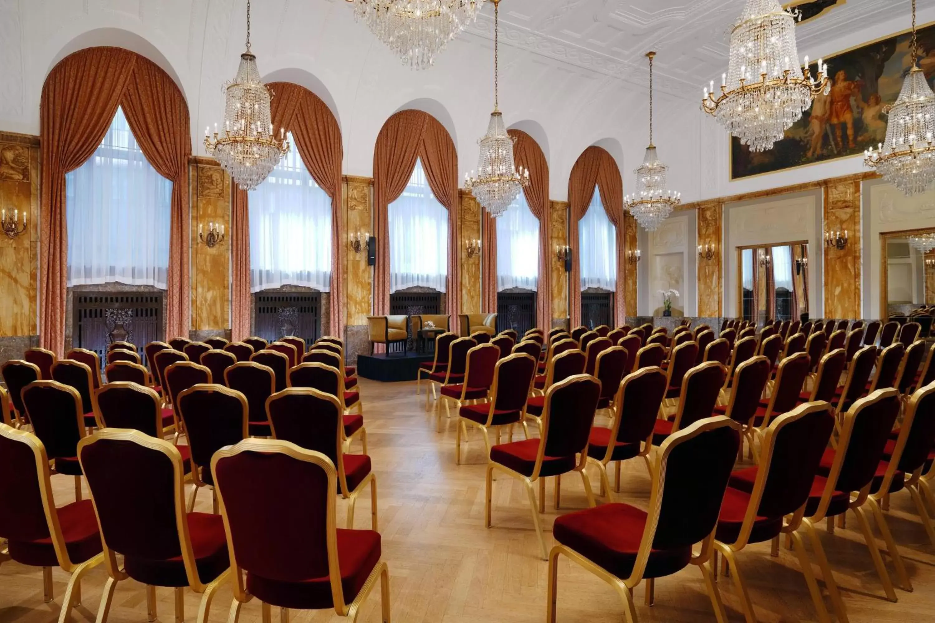Meeting/conference room in Le Méridien Grand Hotel Nürnberg