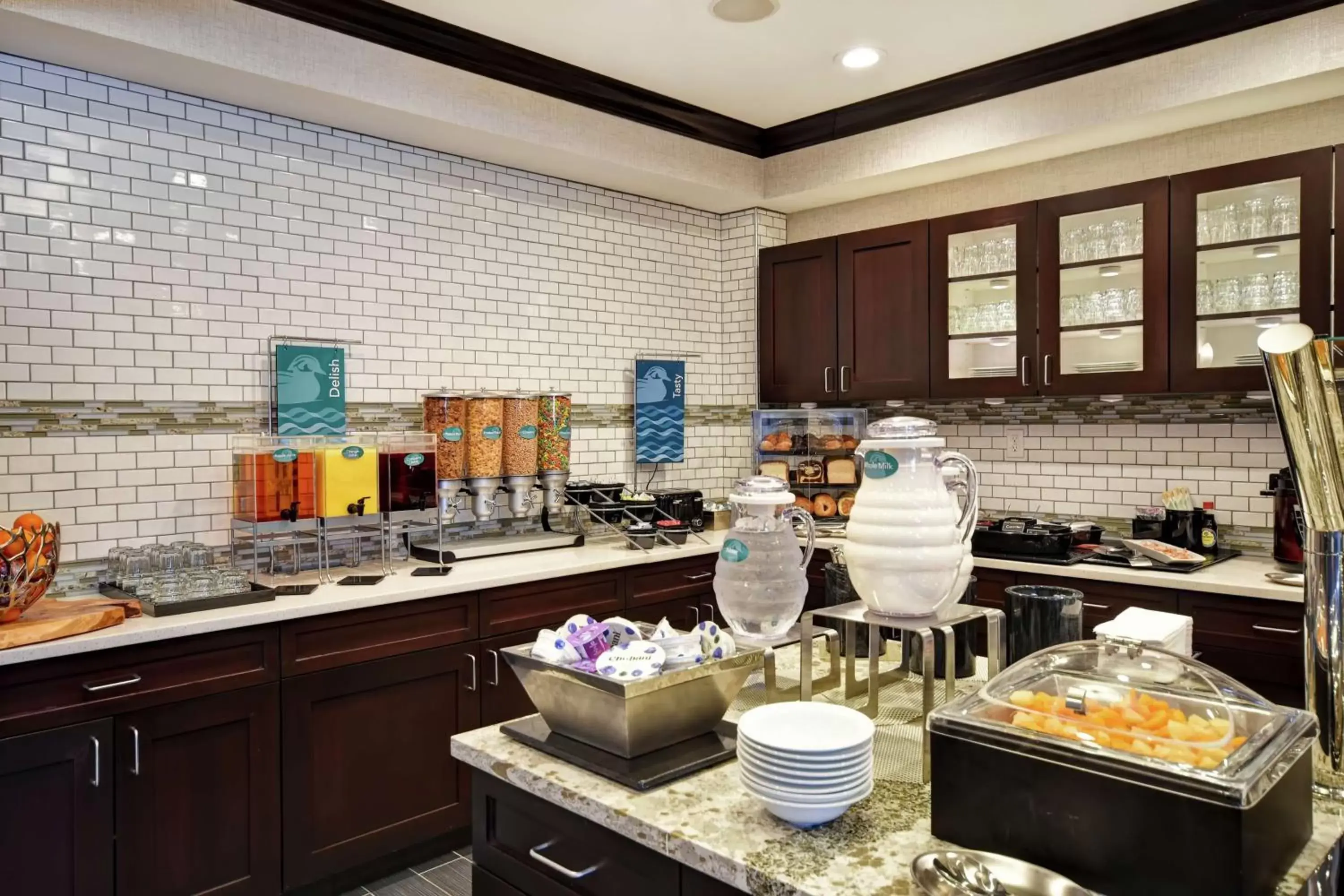 Dining area, Kitchen/Kitchenette in Homewood Suites by Hilton Novi Detroit