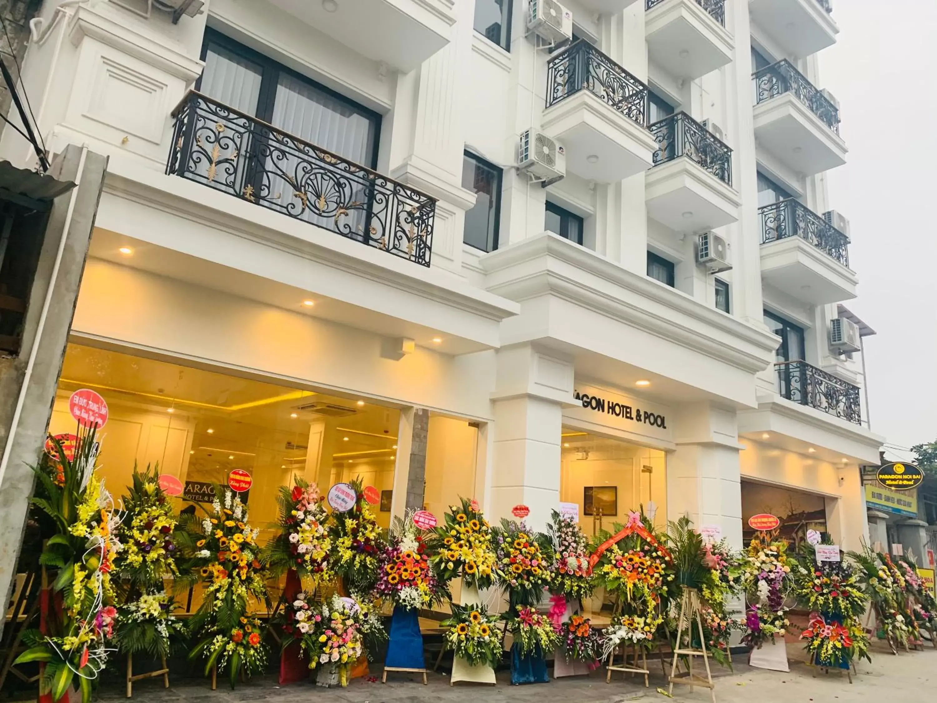 Paragon Noi bai Hotel & Pool Paragon Noi bai Hotel & Pool