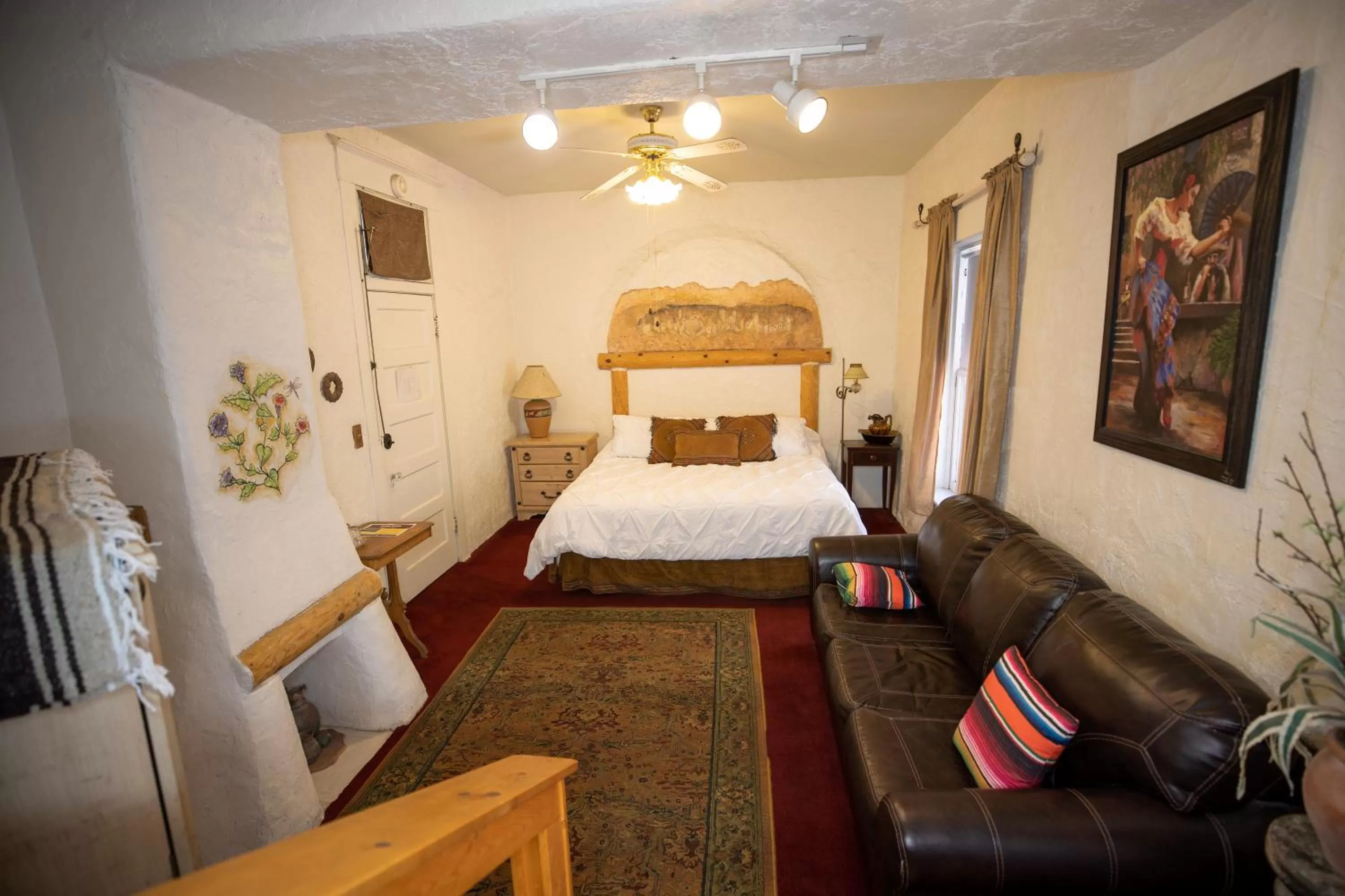 Photo of the whole room in Bisbee Grand Hotel
