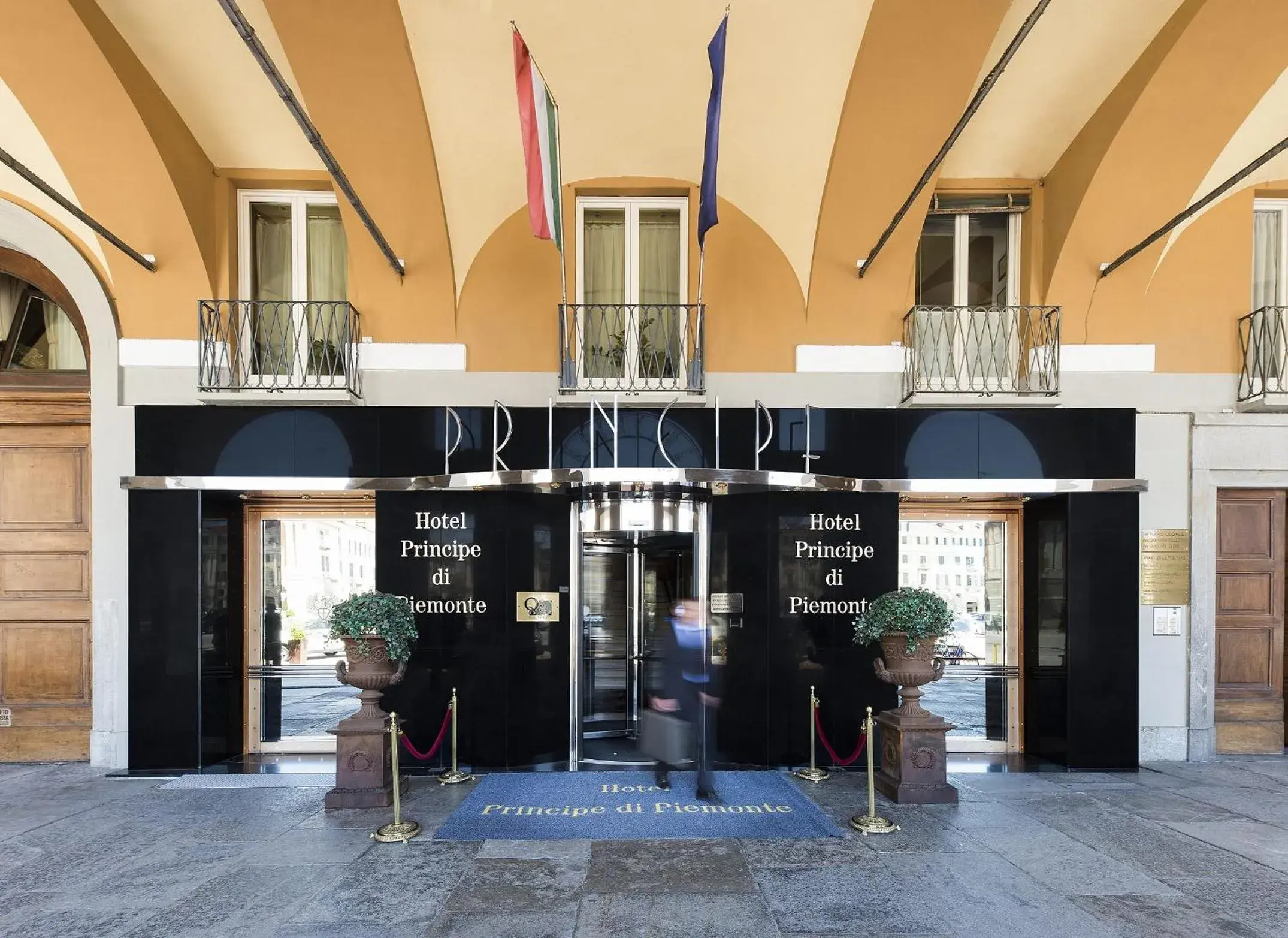 Facade/entrance in Hotel Principe di Piemonte
