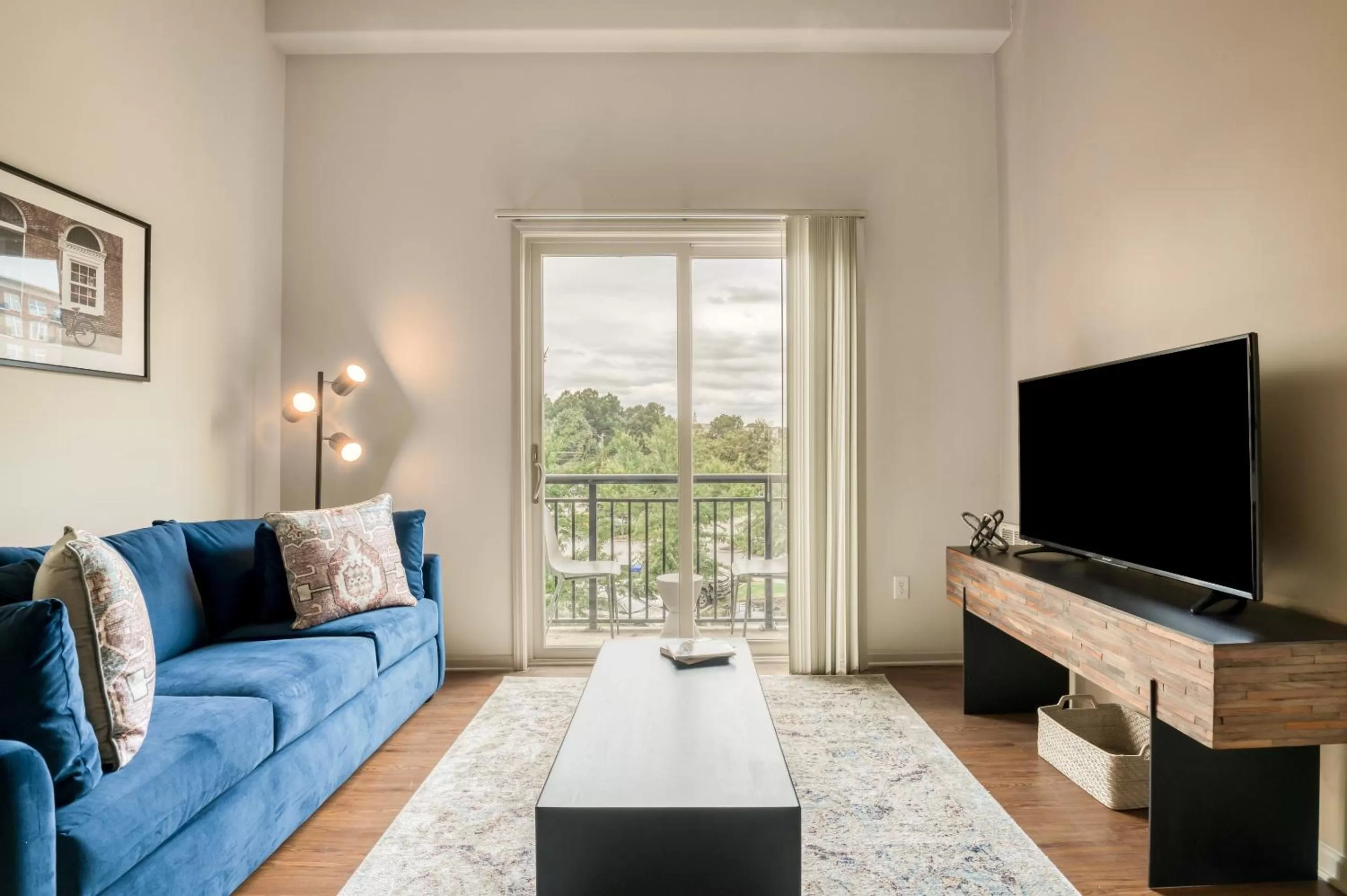 Mint House Greenville - Downtown