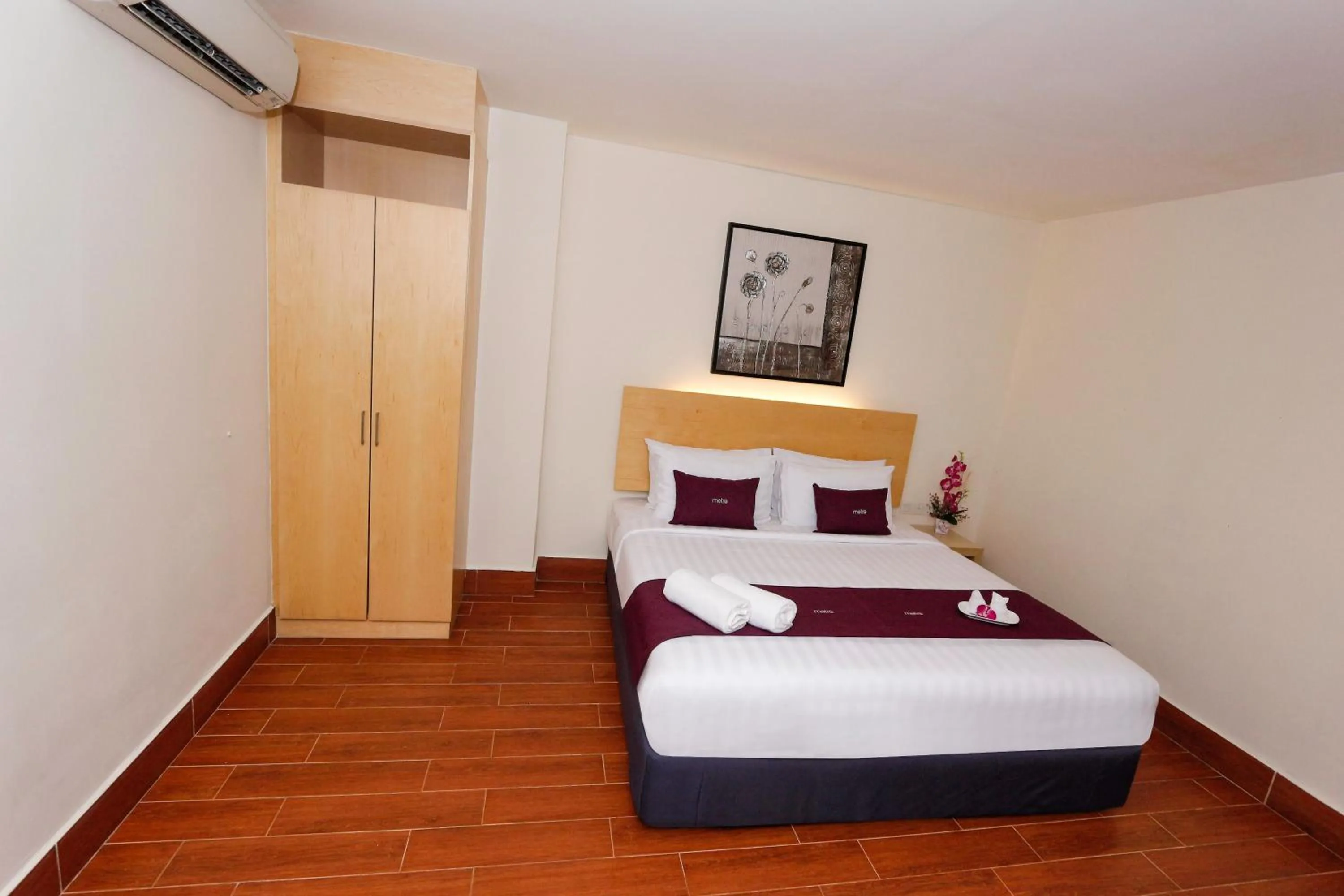 Bed in Metro Hotel @ KL Sentral