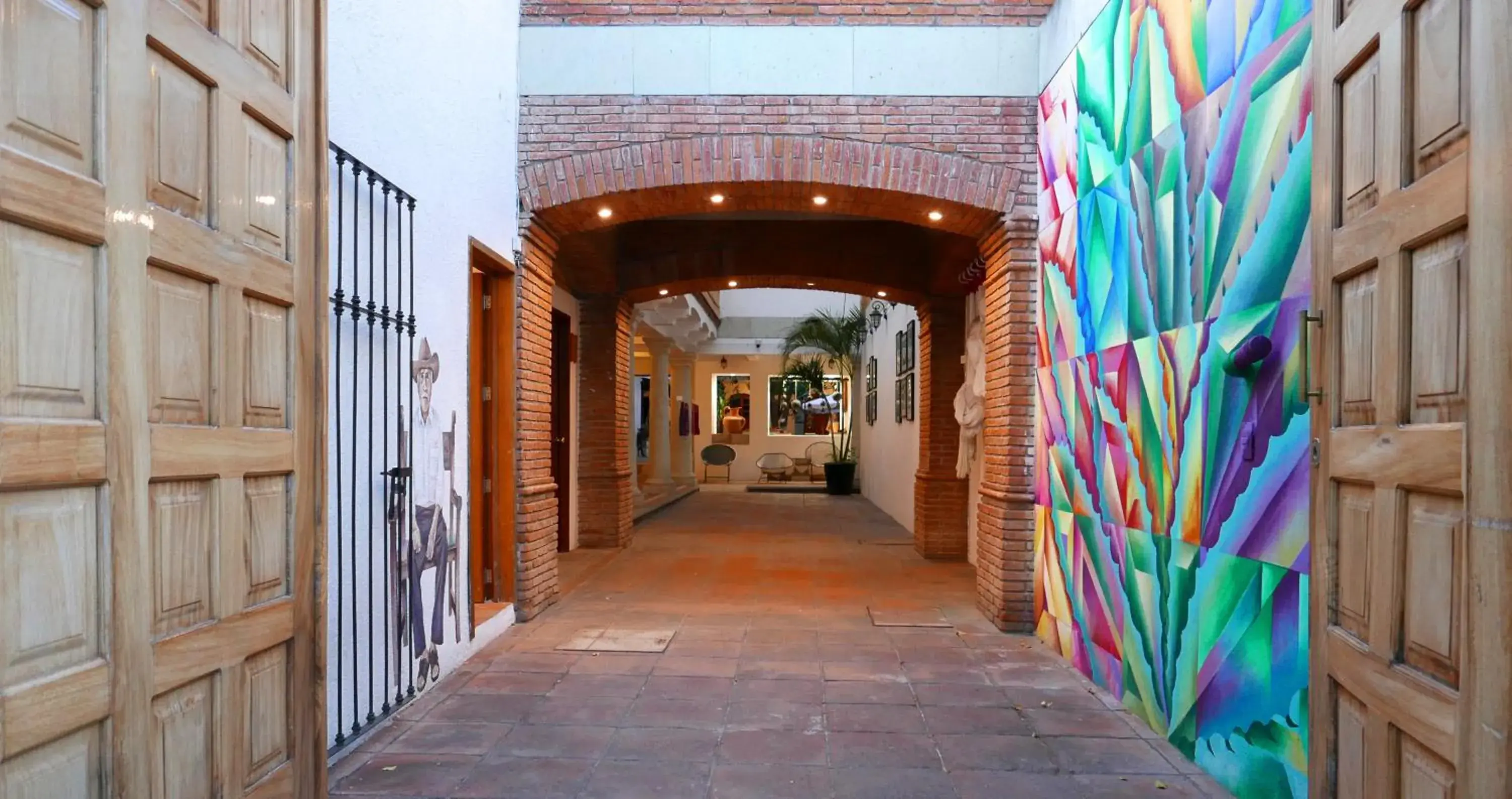 Facade/entrance in NaNa Vida Hotel Oaxaca