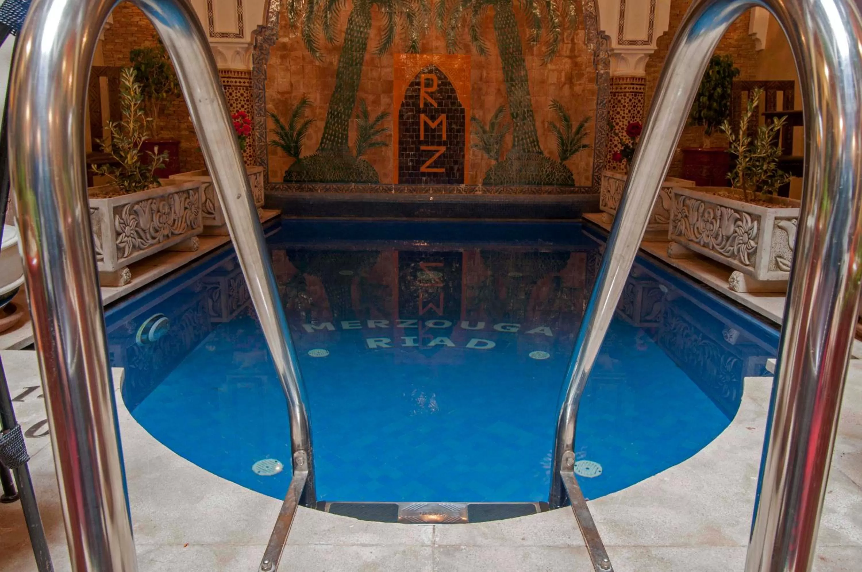 Swimming pool in Riad Merzouga