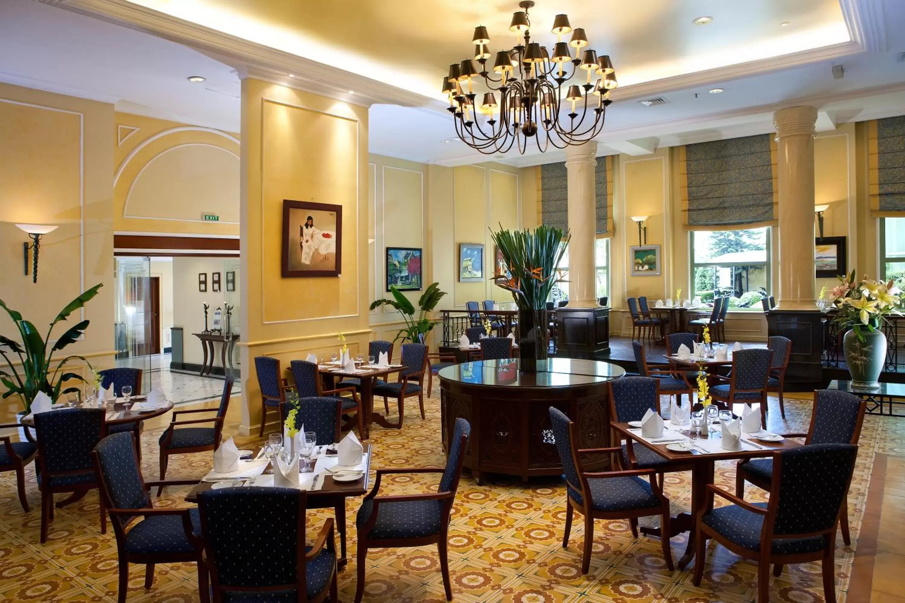 Restaurant/Places to Eat in Avani Hai Phong Harbour View Hotel