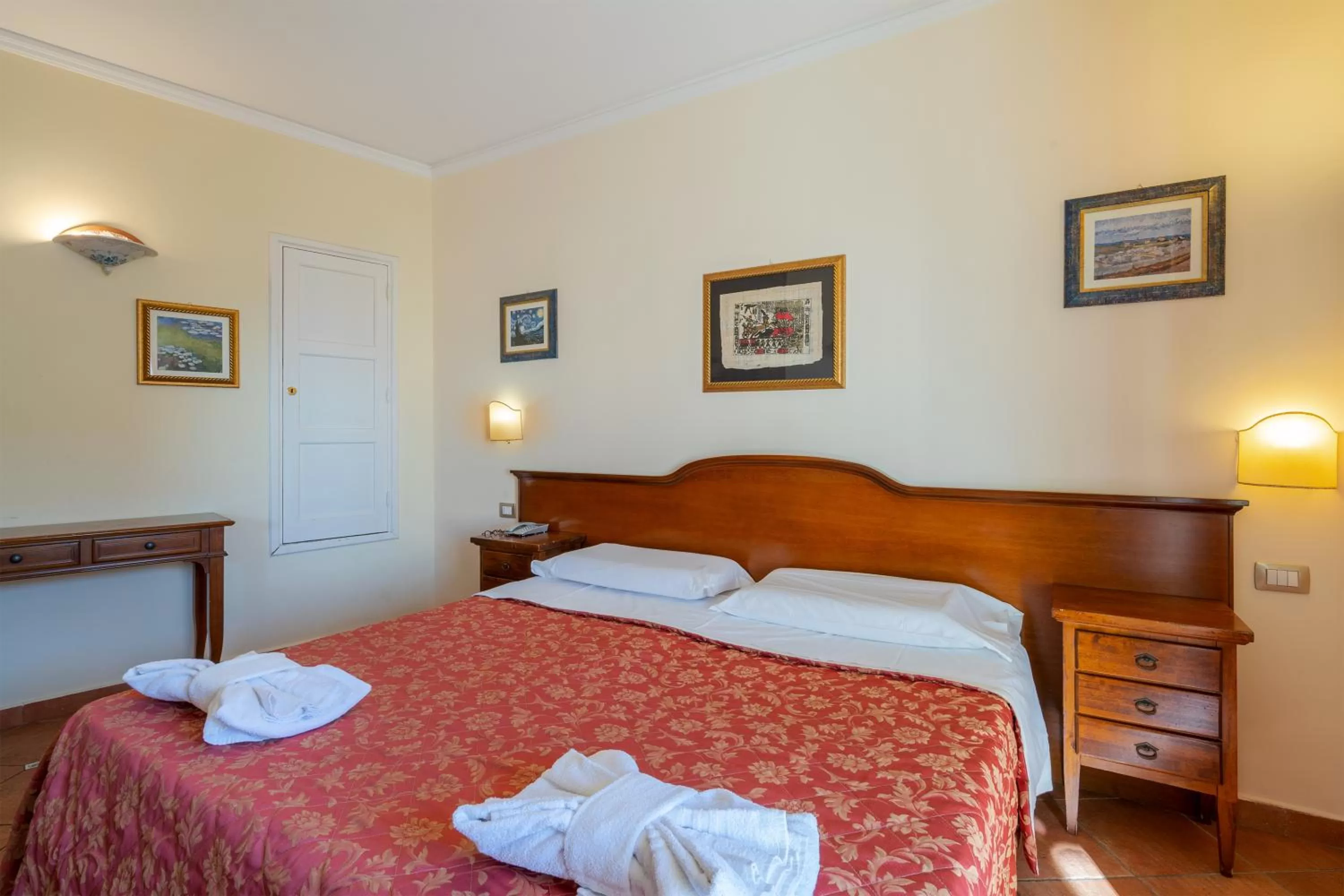Bed in Hotel Mediterraneo