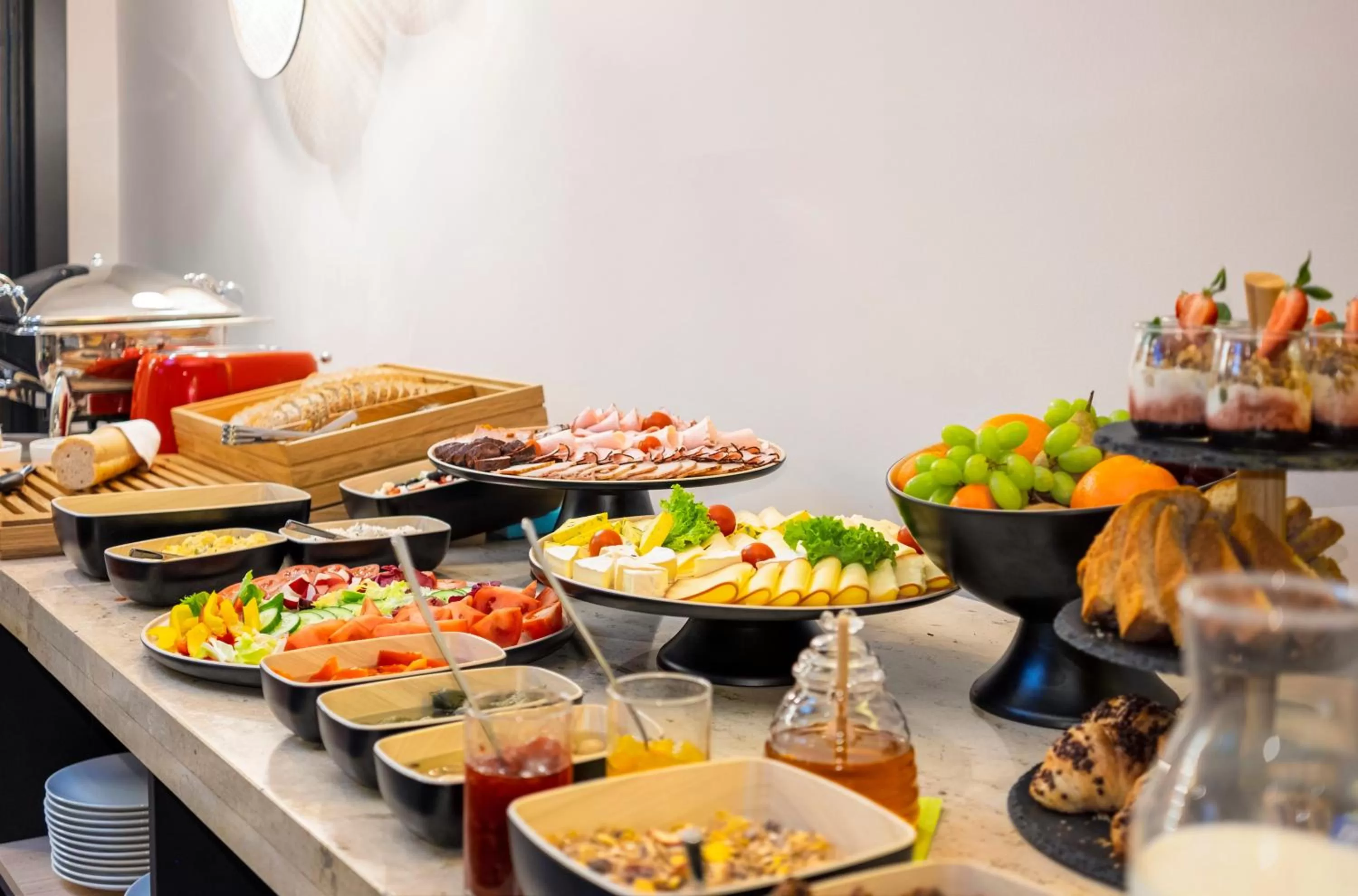 Breakfast in Hotel H12****