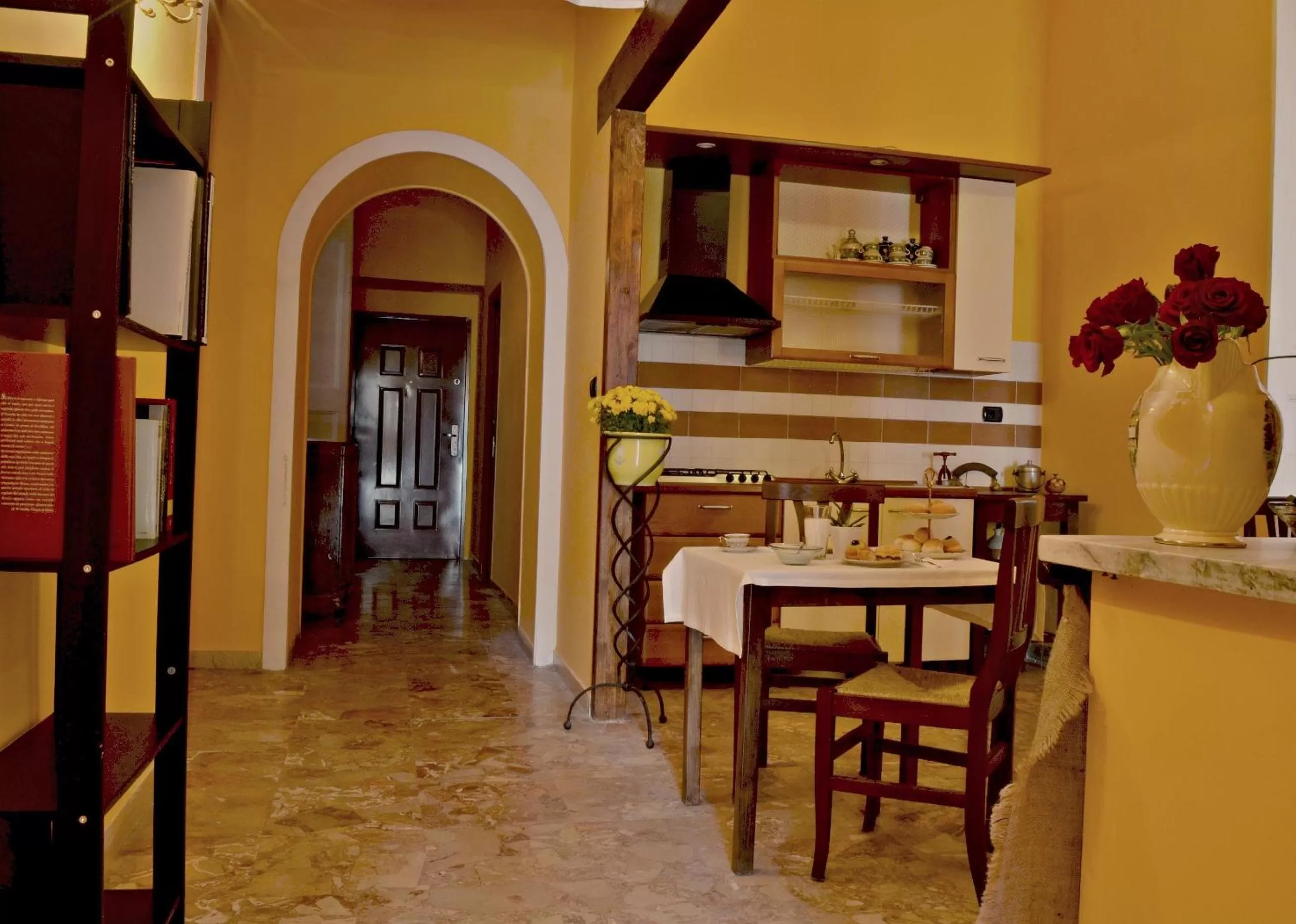 Communal kitchen in A Casa di Mamma