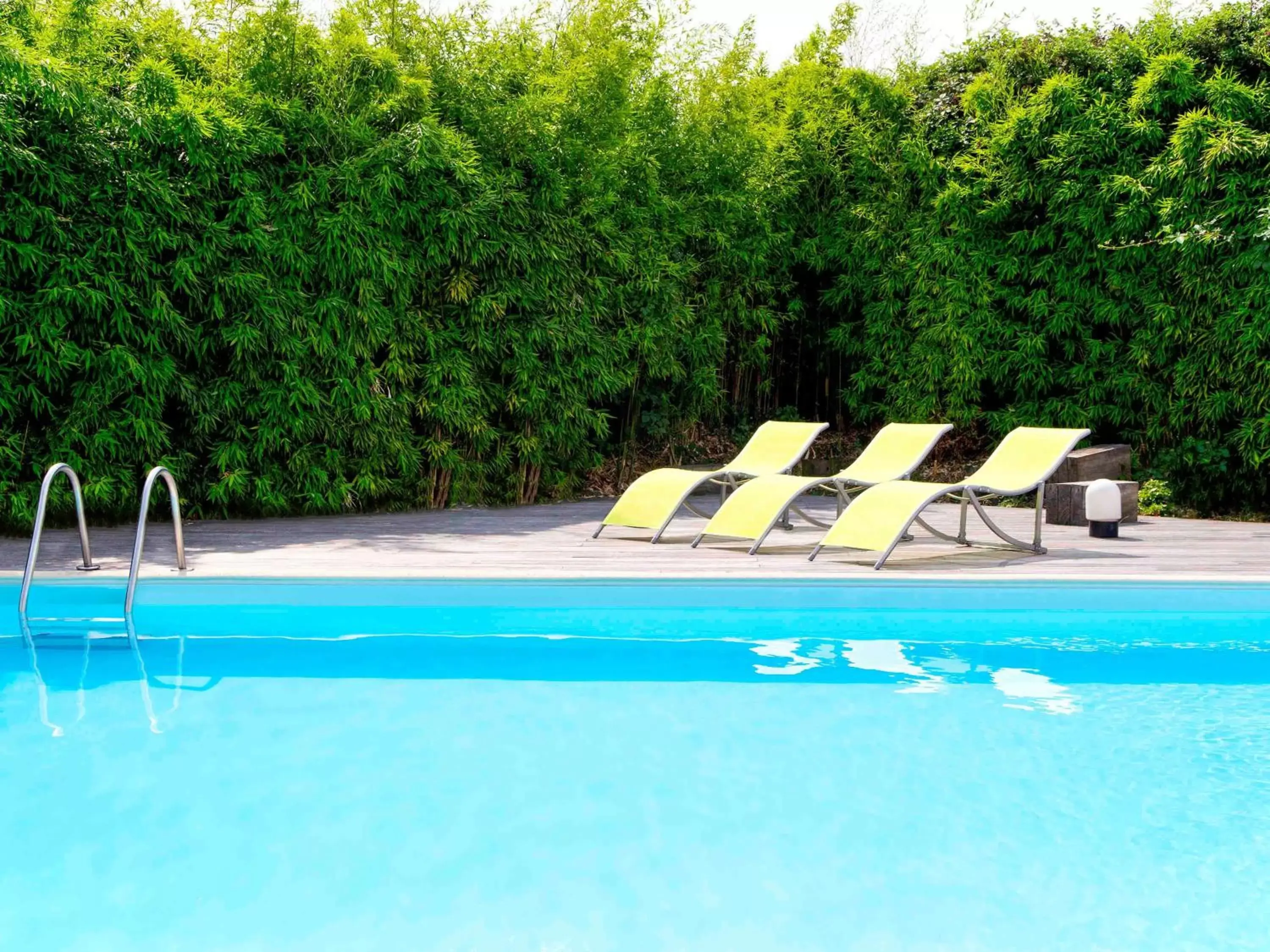 On site, Swimming Pool in Novotel Paris Orly Rungis
