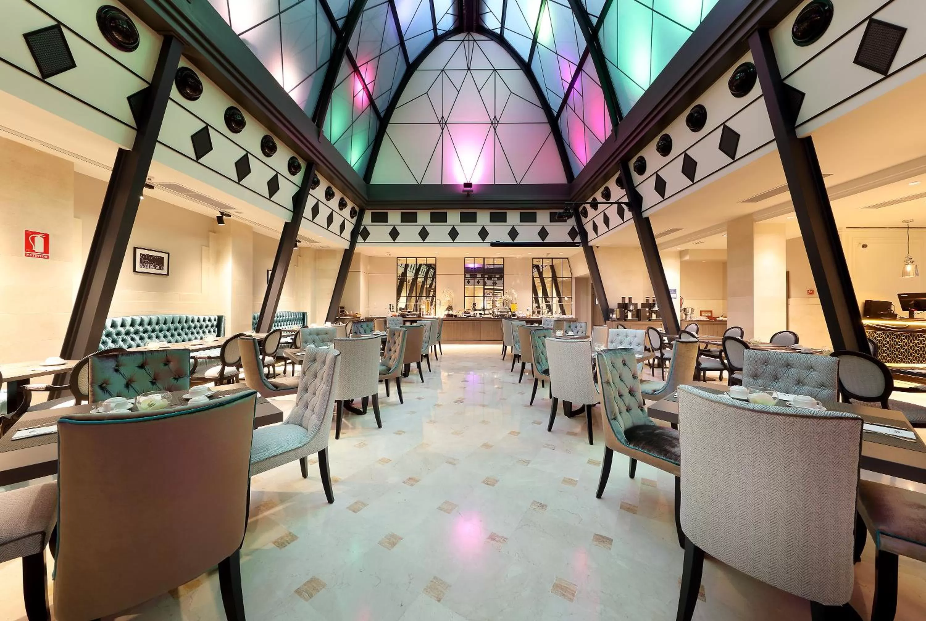 Lounge or bar in Eurostars Casa de la Lírica