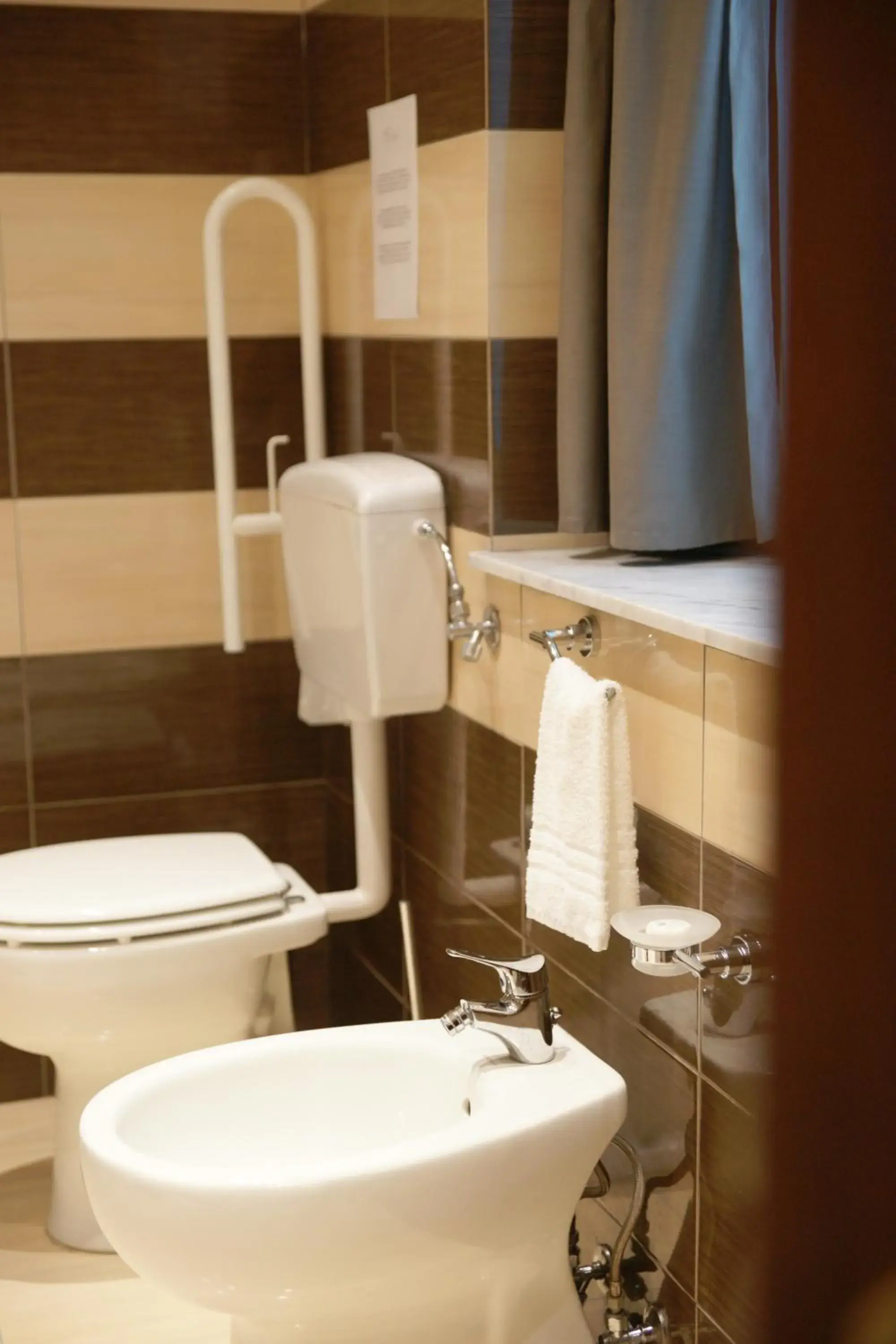 Toilet, Bathroom in Hotel Sofia