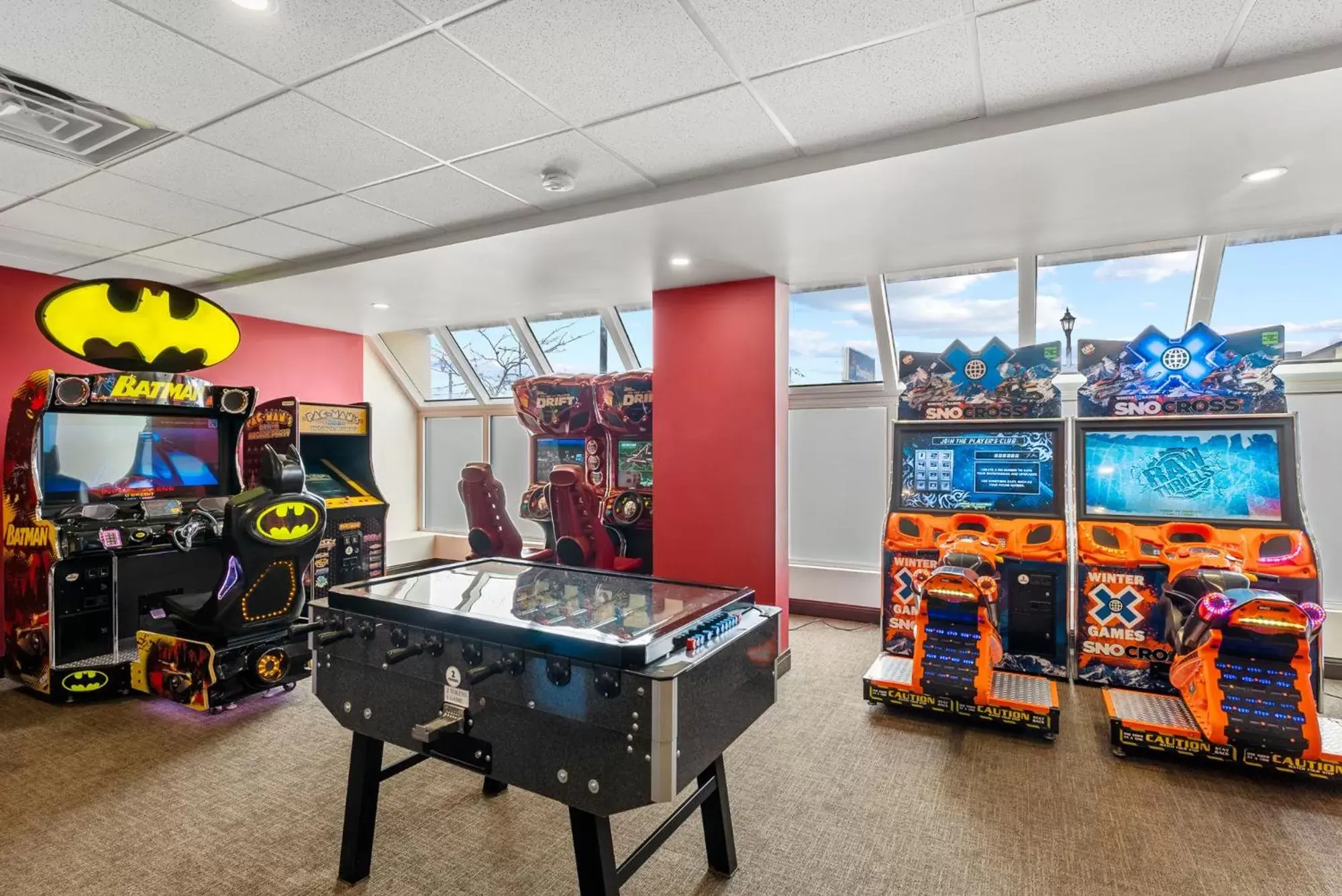 Game Room in Ramada By Wyndham Niagara Falls near the Falls