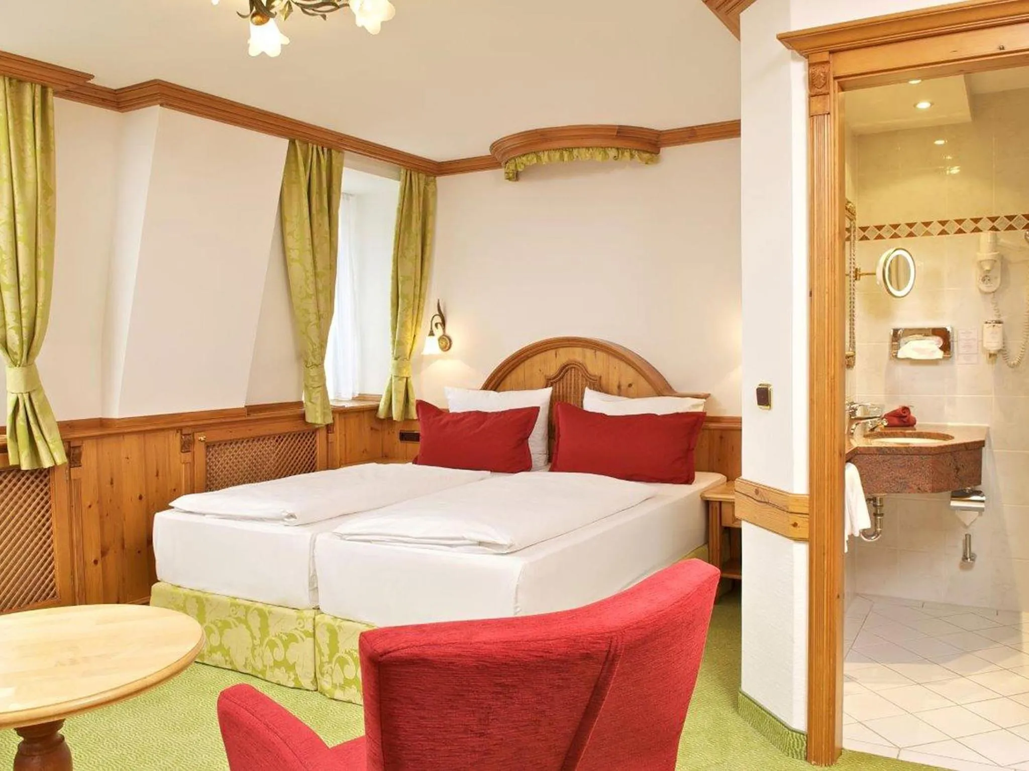 Bed in Park Hotel Laim