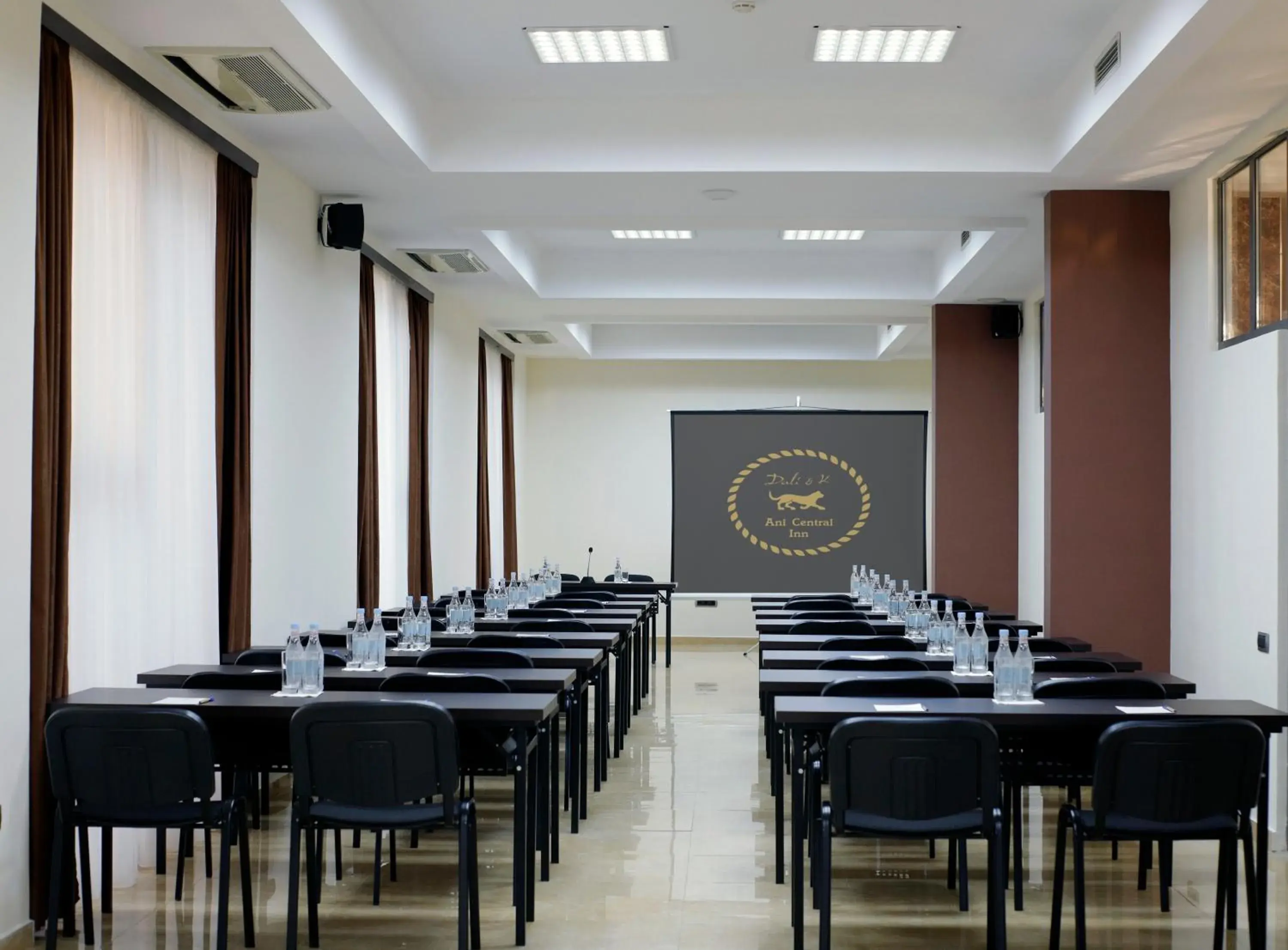 Meeting/conference room in Ani Central Inn