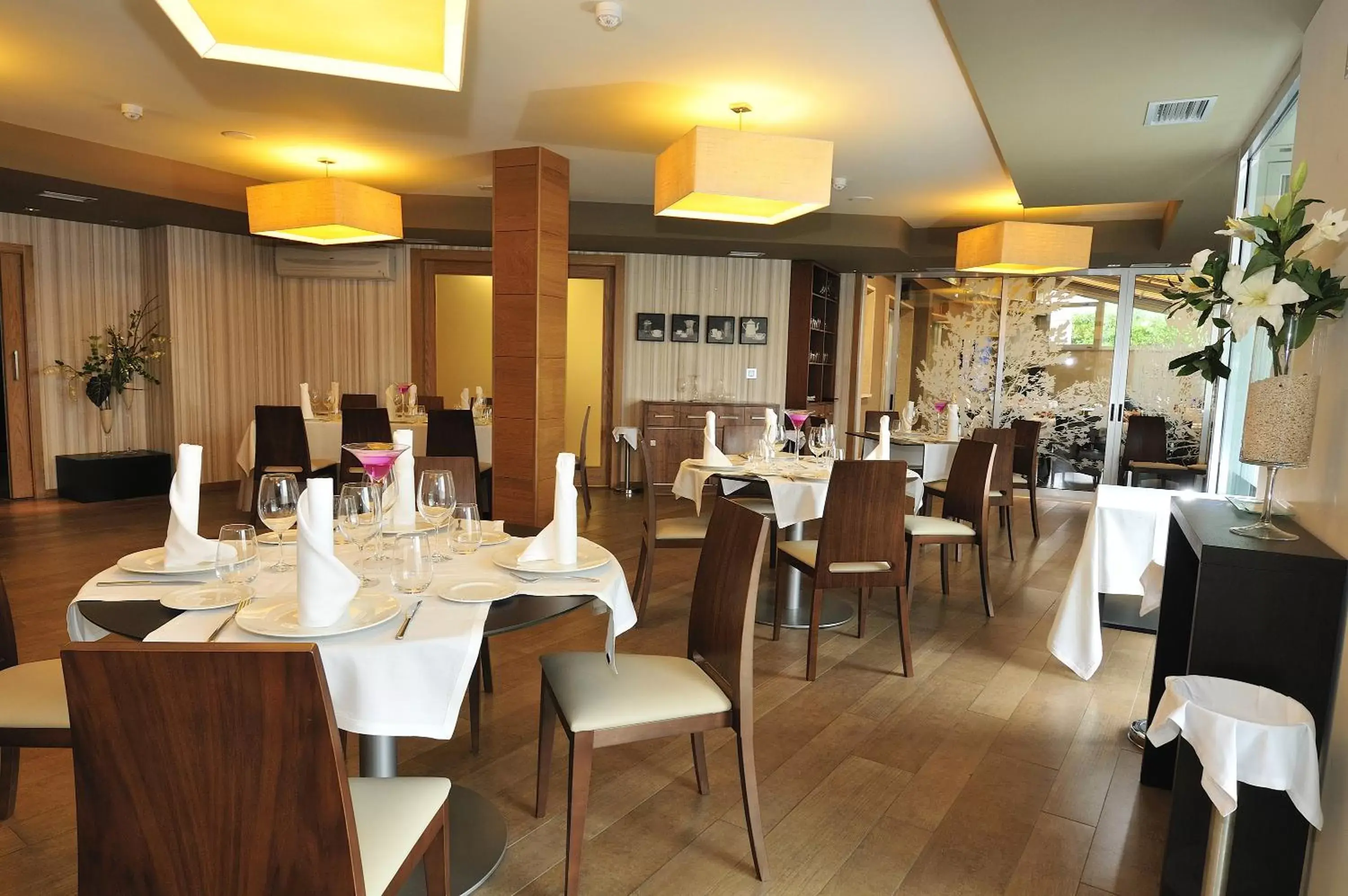 Restaurant/Places to Eat in Hotel Norat Marina & Spa 4* Superior