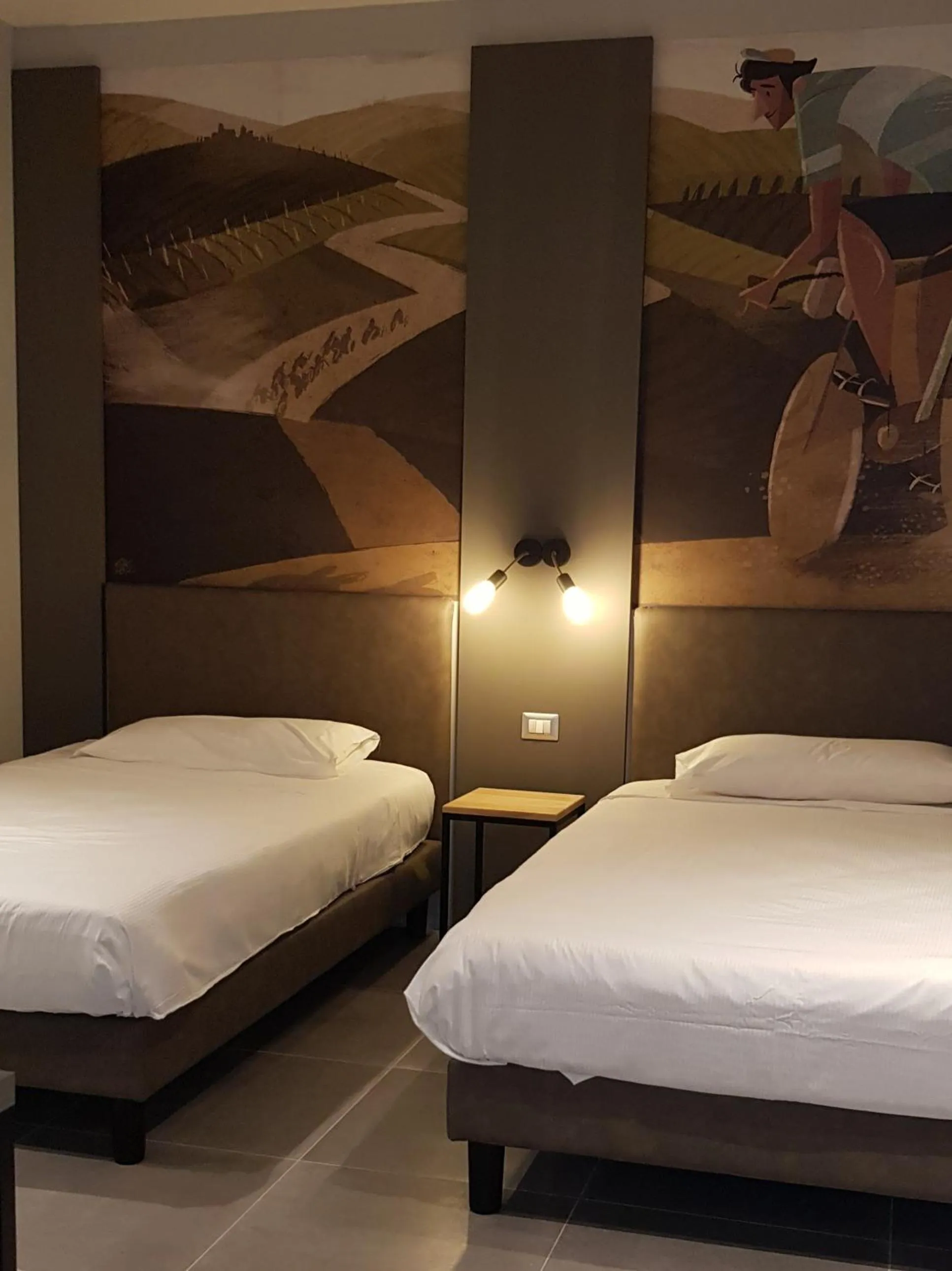 Bedroom, Bed in Mathis