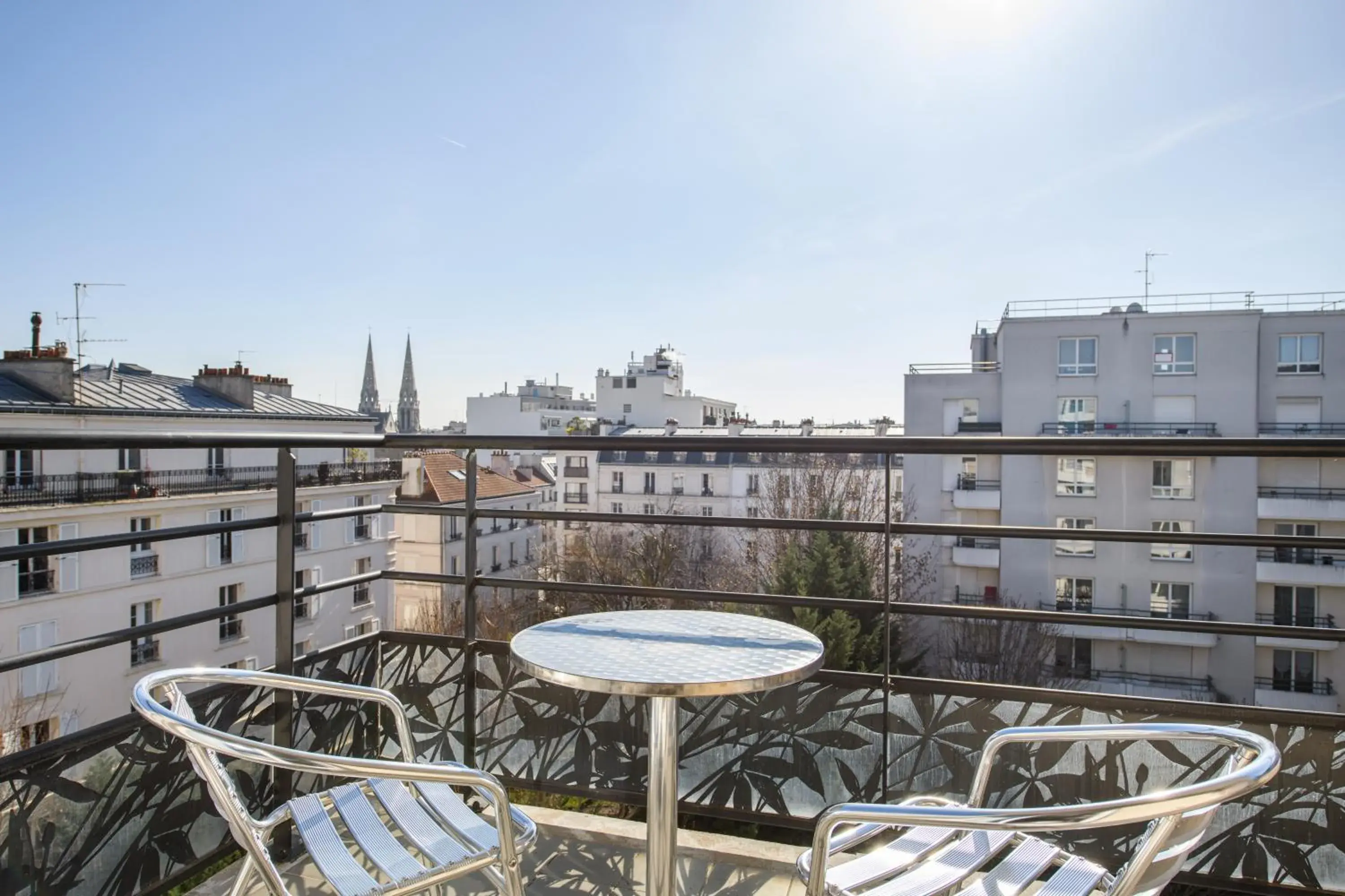 View (from property/room), Balcony/Terrace in Adagio Paris Buttes Chaumont Aparthotel