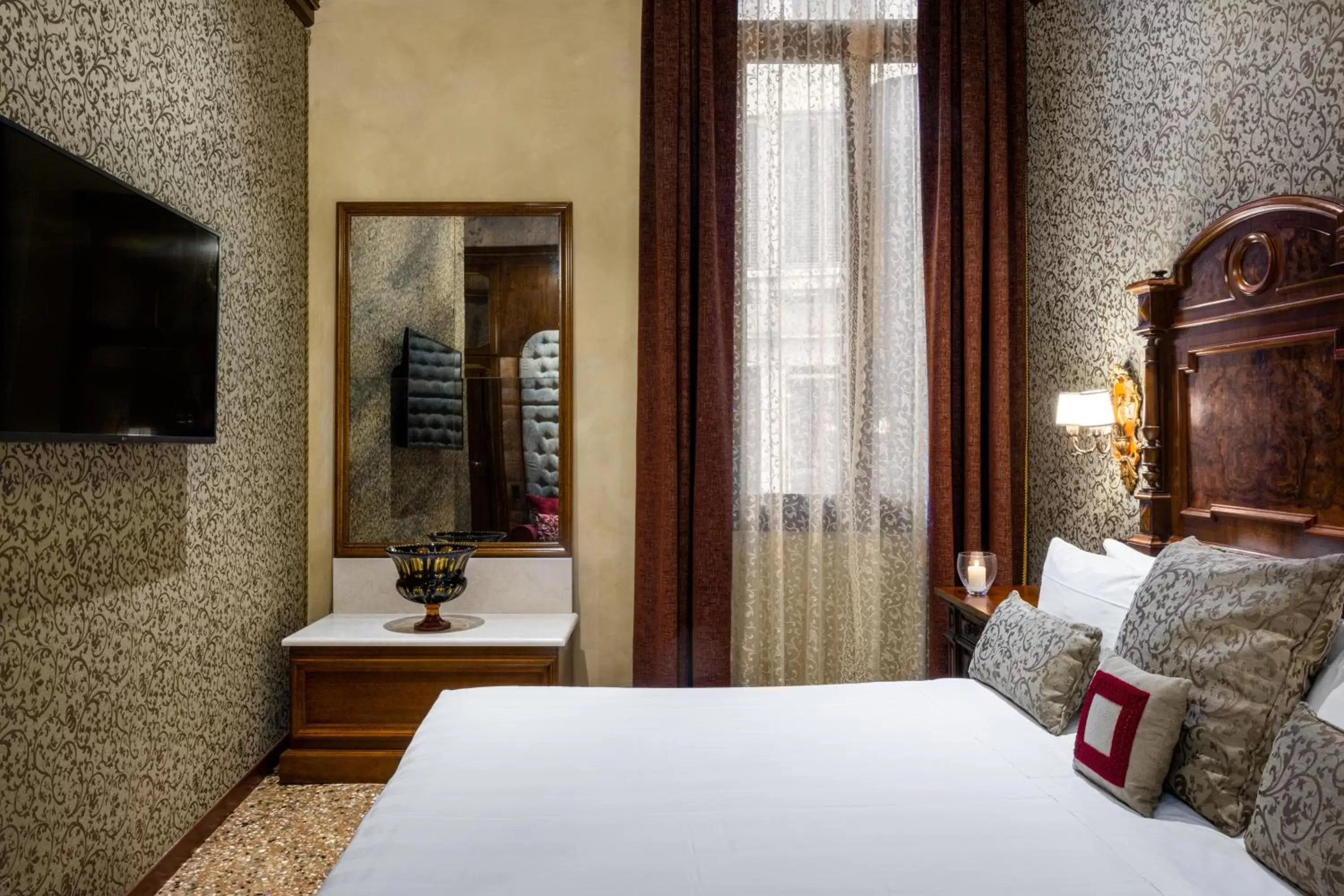 Lounge or bar, Bed in Hotel Palazzo Priuli