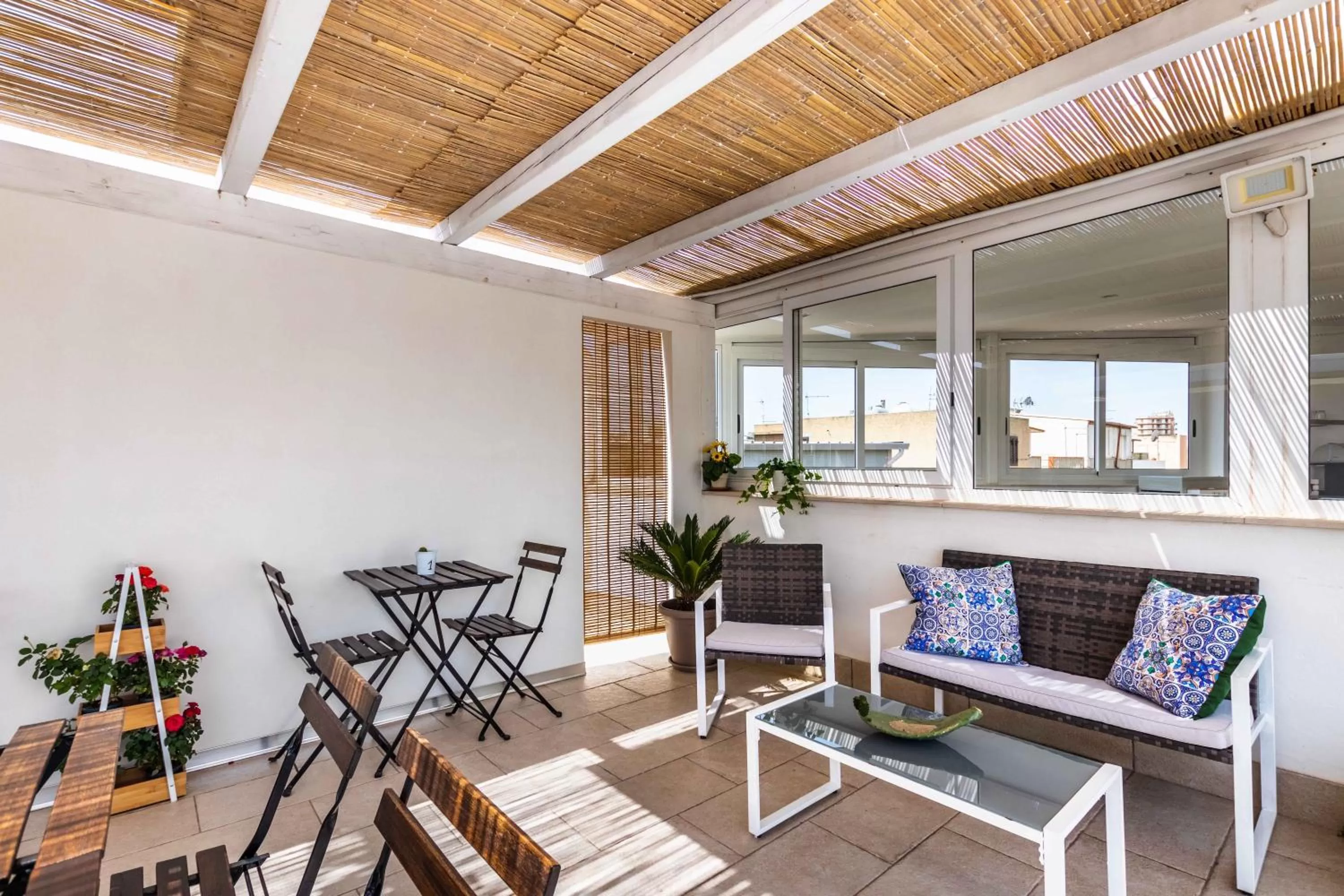 Living room in Nonna Nina