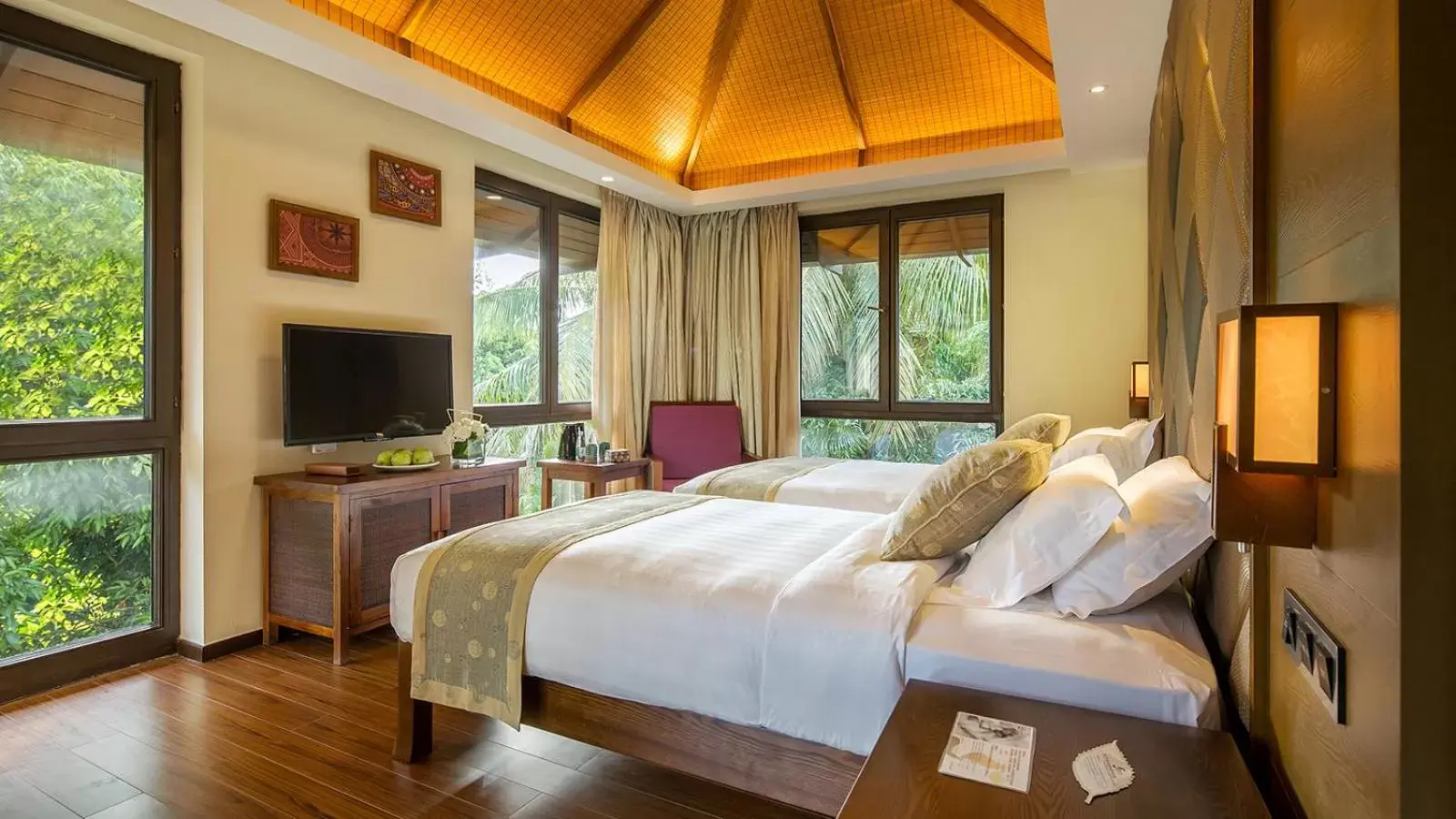 Sanya Yalong Bay Villas & Spa