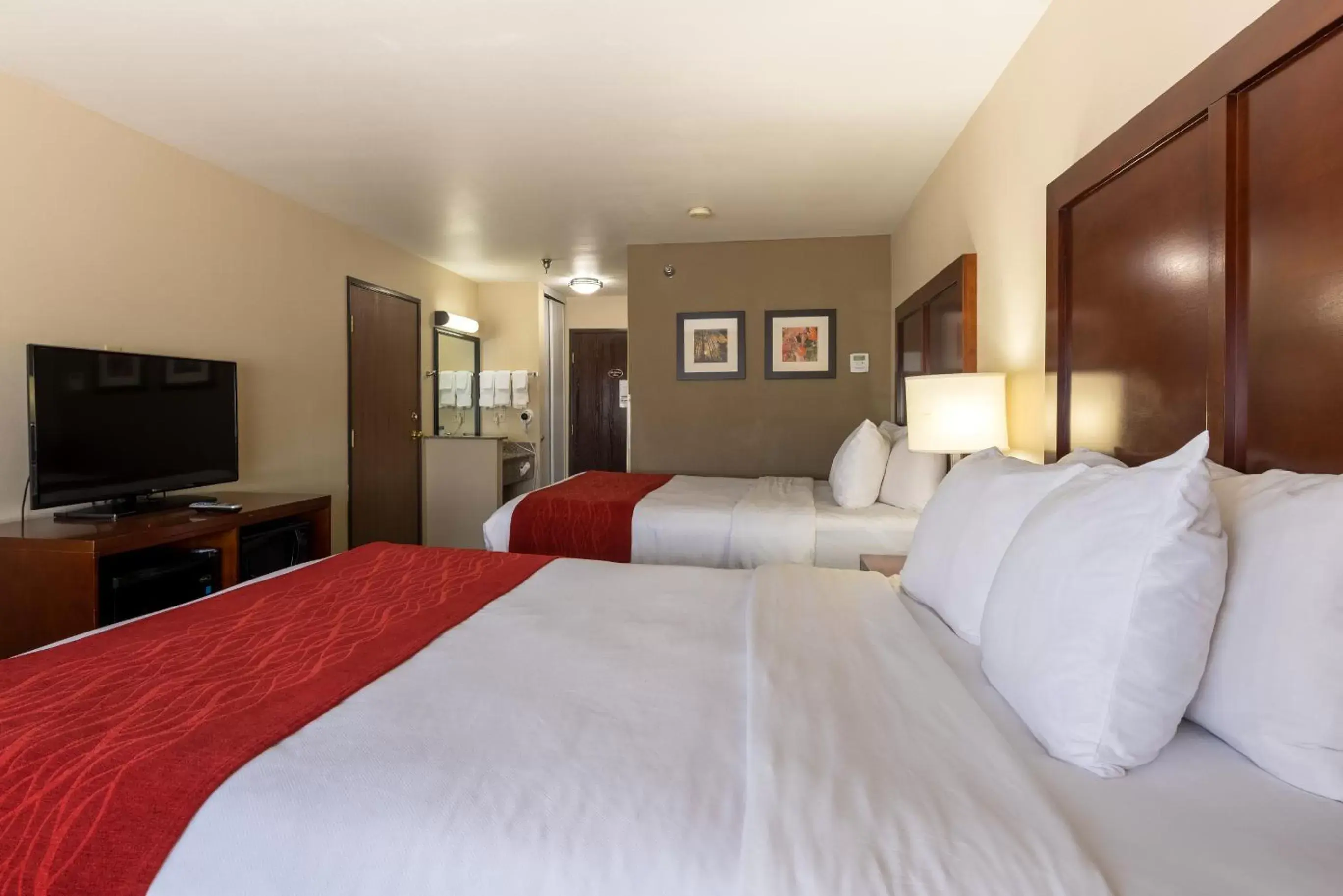 Bed in Comfort Inn & Suites Alamosa