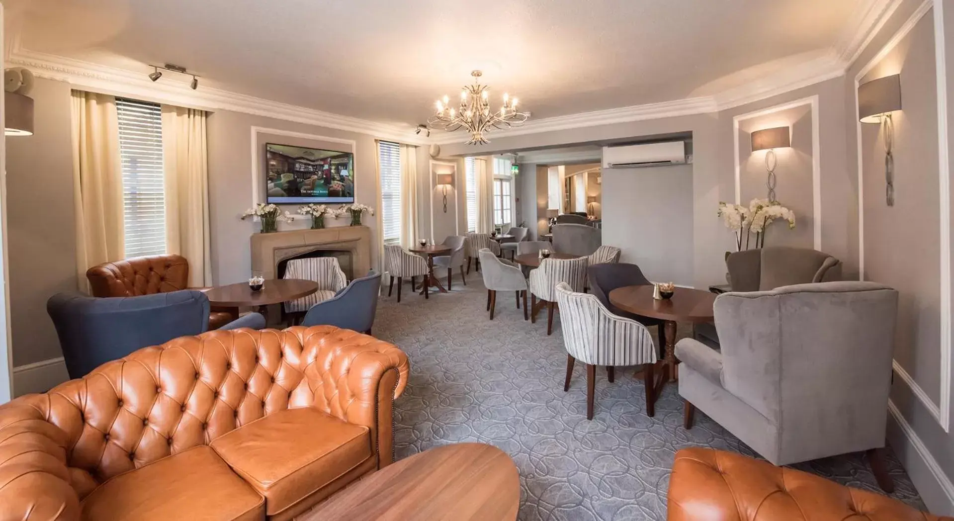 Lounge or bar in The Royal & Fortescue Hotel