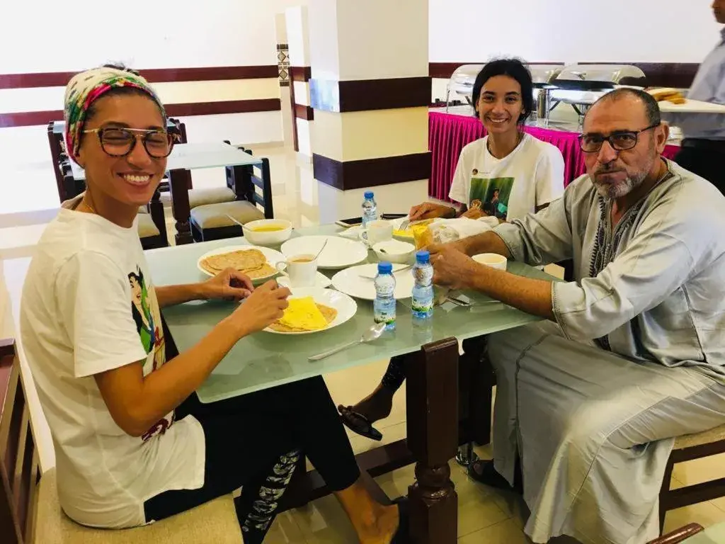 Restaurant/places to eat in Gateway Salalah hotel apartments Restaurant/places to eat in Gateway Salalah hotel apartments